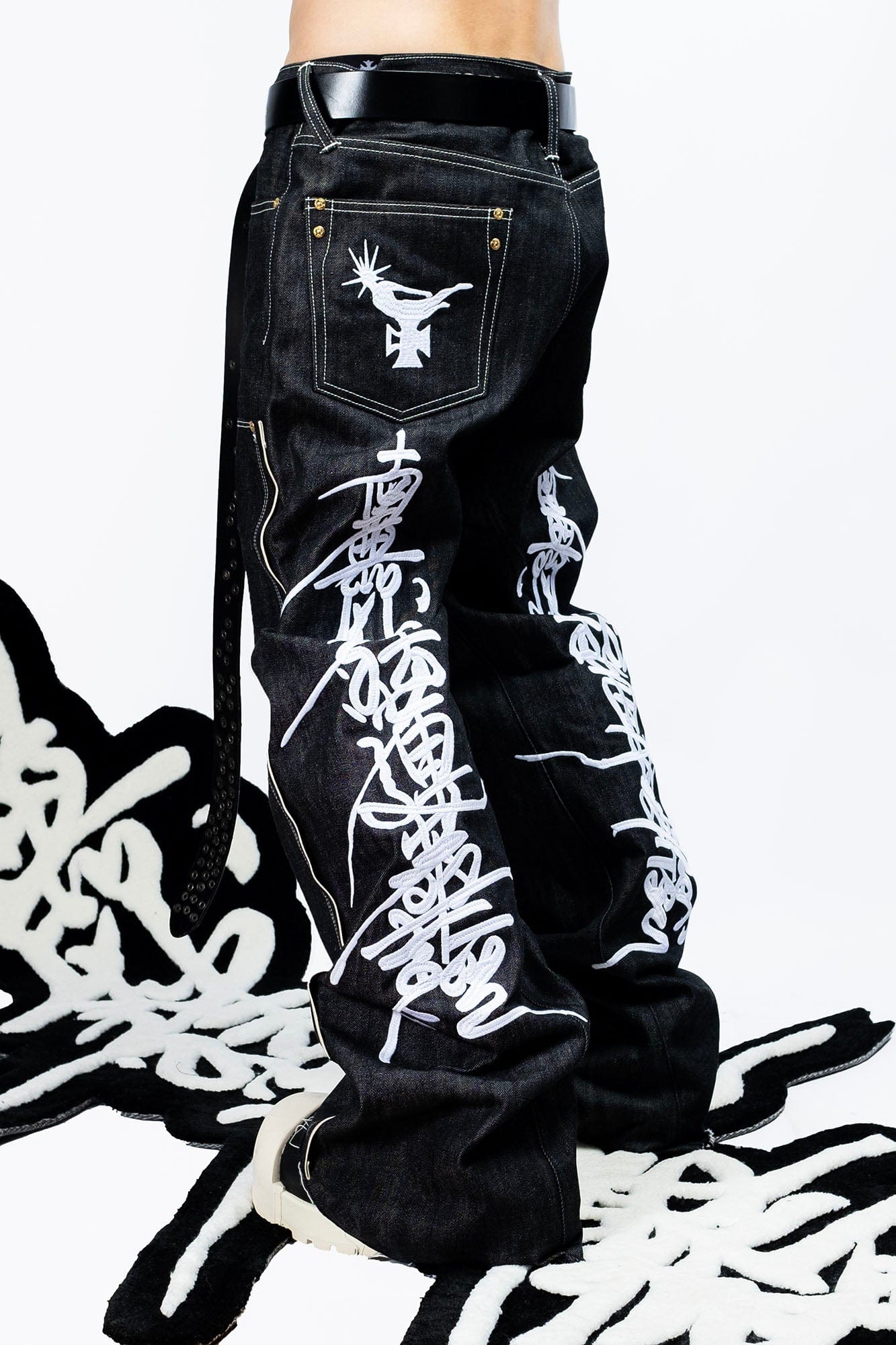 FVVO Selvedge Embroidered Double-Knee Raw Denim Pants