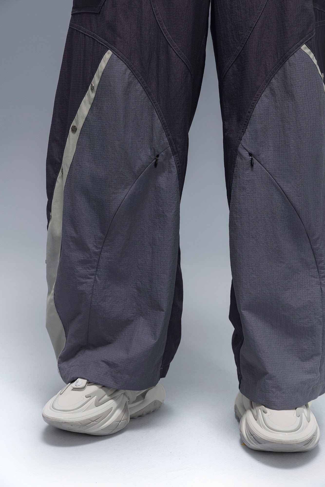 XIPHEVIL Deconstructed Contrast Panel Utility Curved Pants
