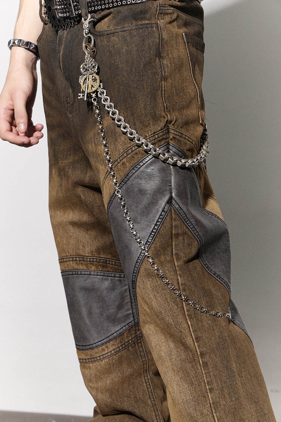 DND4DES Asymmetrical Deconstructed Faded Flared Jeans