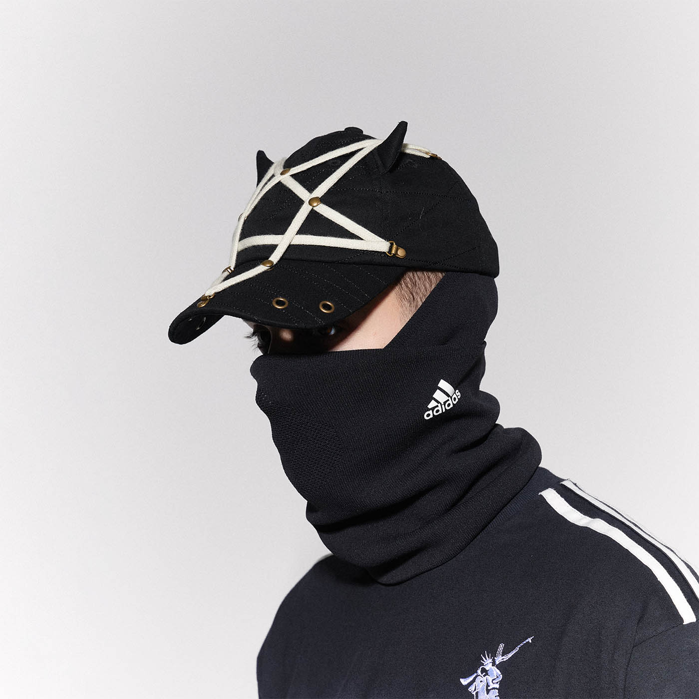 DND4DES Pentagram Rivet Devil Hat