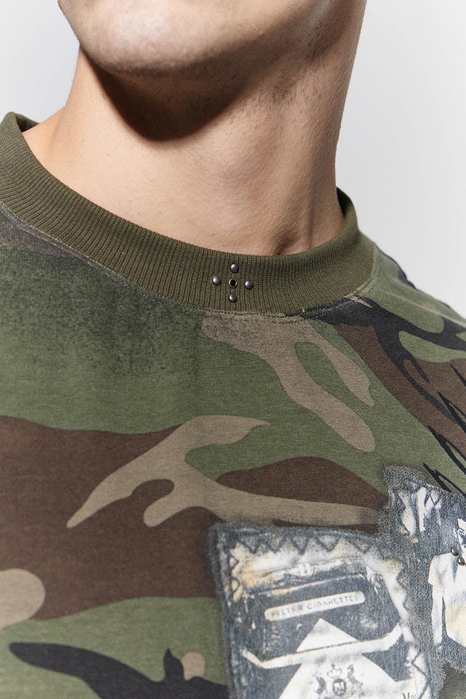 DND4DES Graffiti Camo Rivet T-Shirt