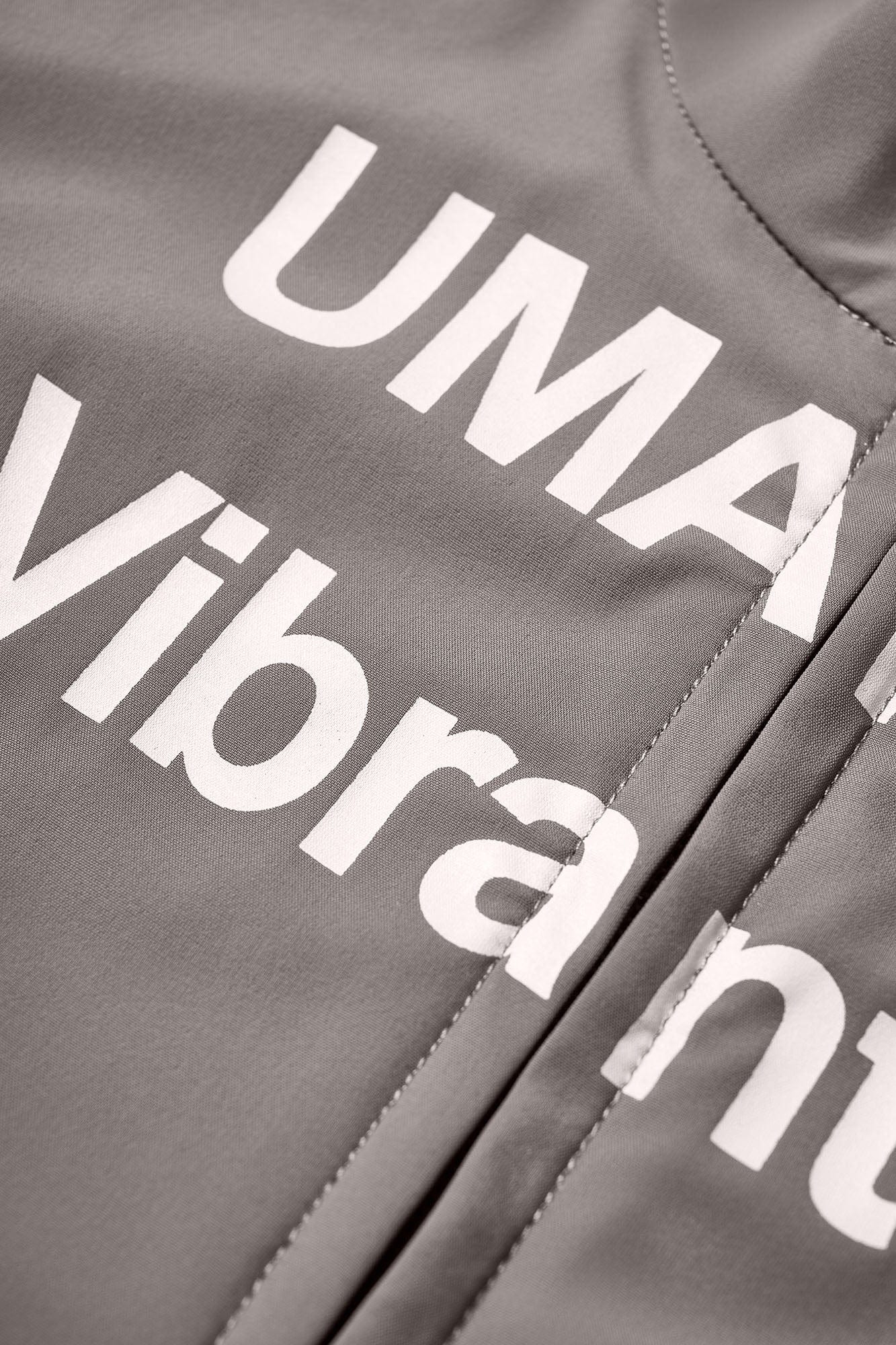 UMAMIISM Slogan Contrast Sleeve Mock Neck UV Protection Jacket