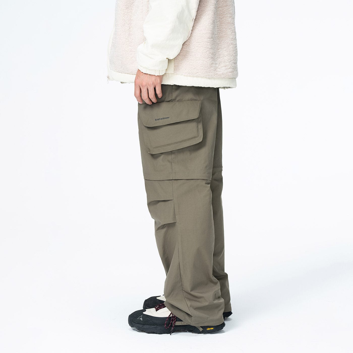 ENSHADOWER Detachable Big Pockets Crinkled Pants