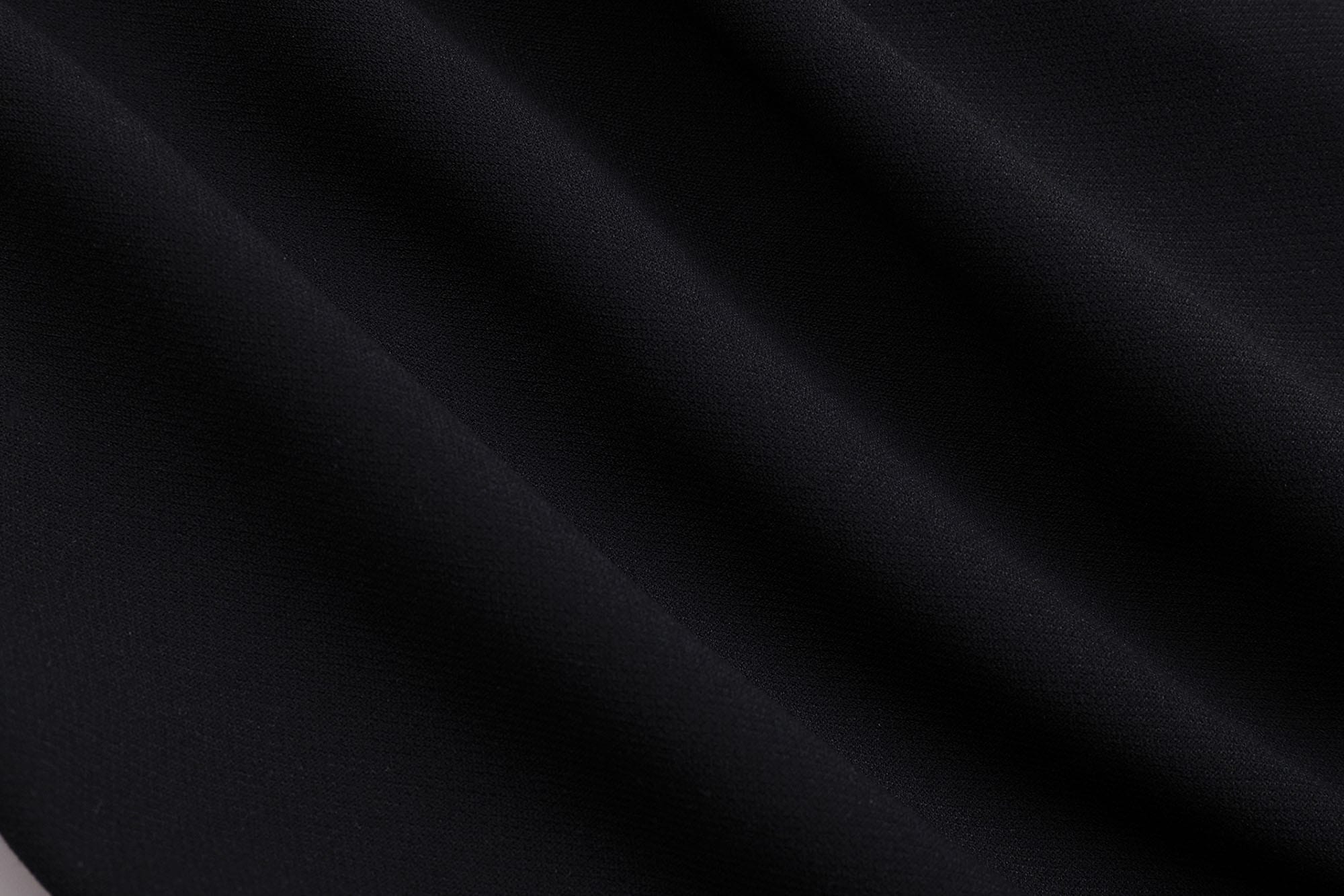 FACEONLAB Retro Pleated Raw-Edge Shorts