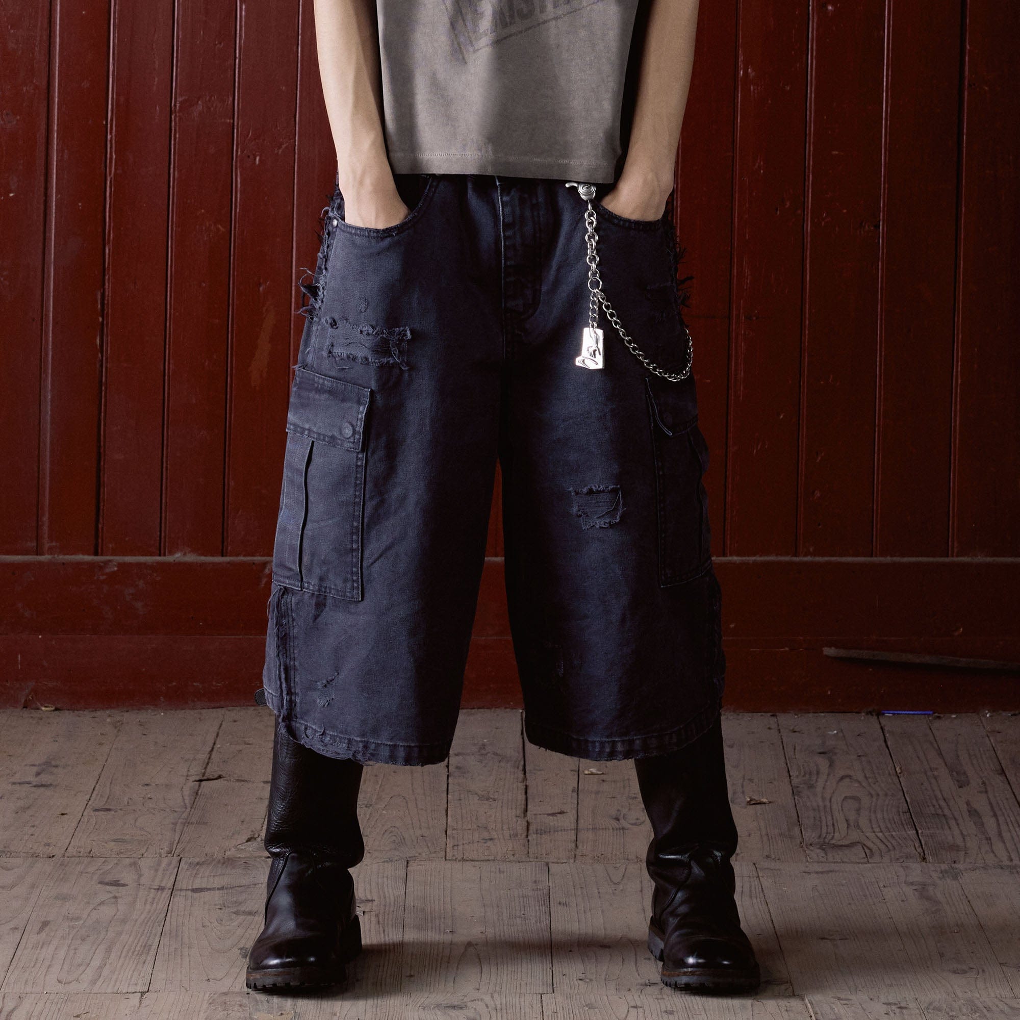 IN EXISTENCE Distressed Multi-Pocket Straight-Leg Cargo Shorts