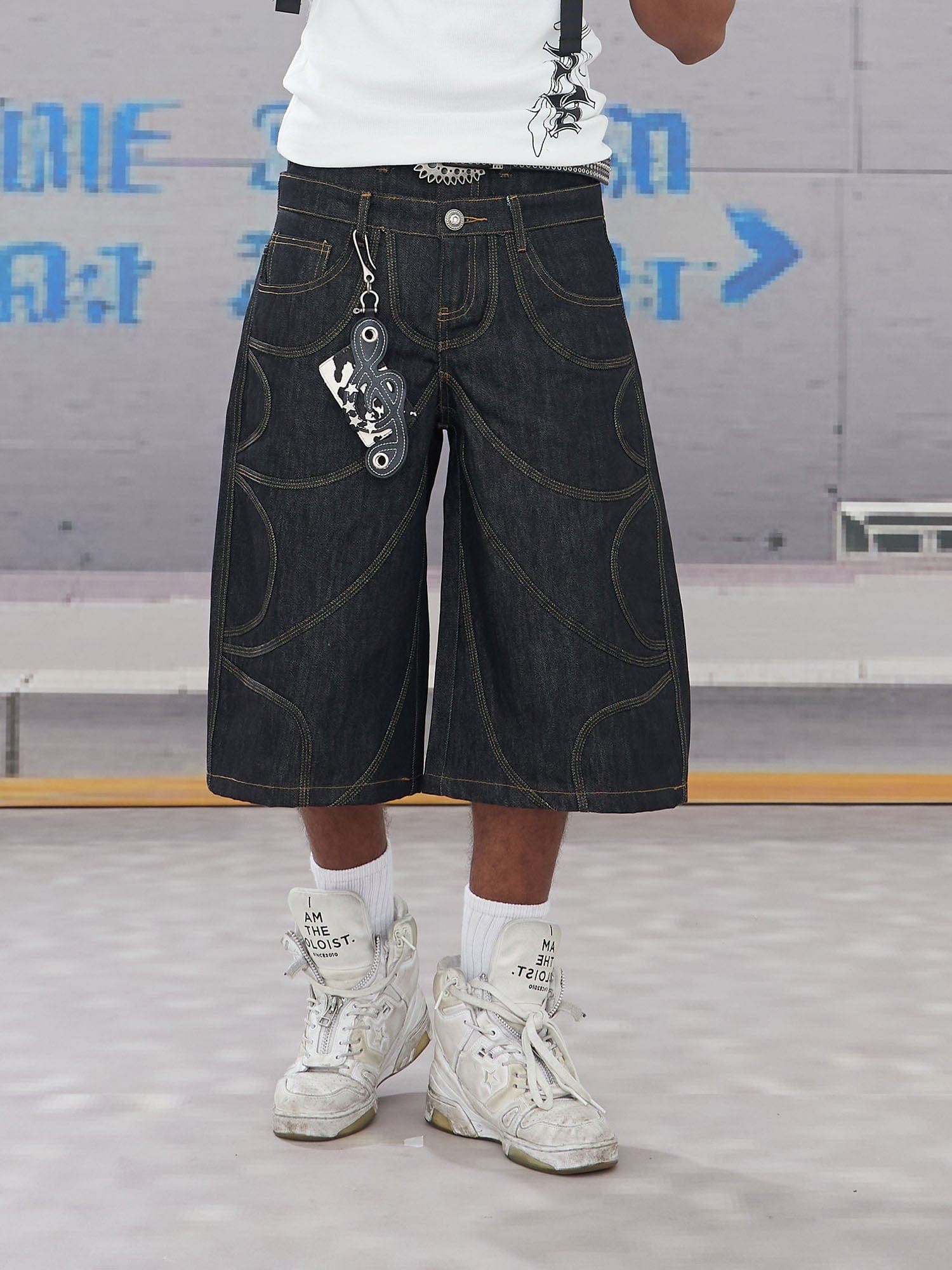 DND4DES Batwing Spliced Double-Waistband Raw Denim Shorts