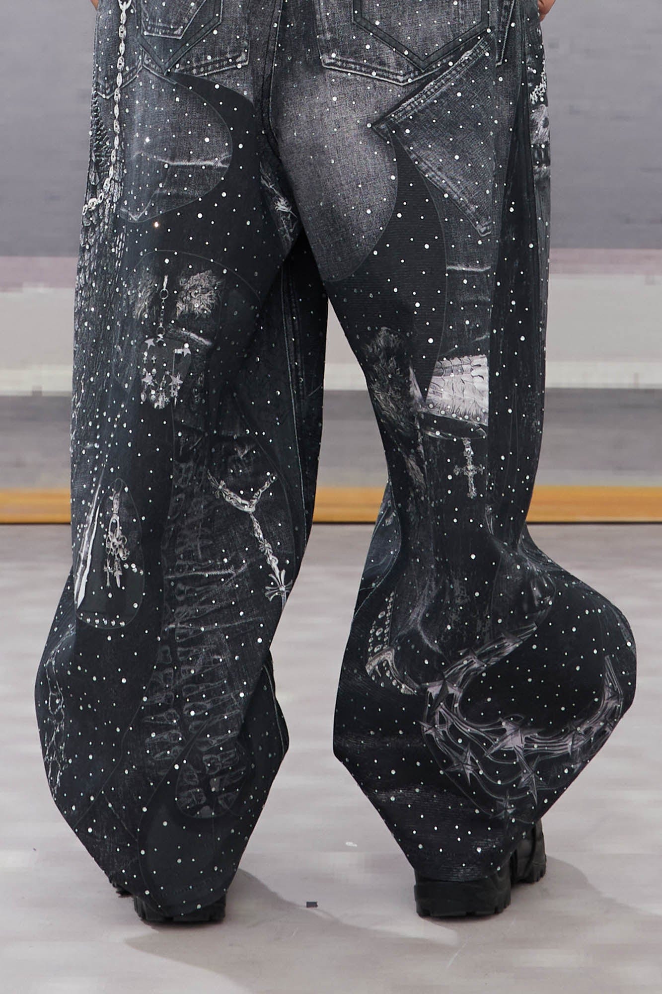 DND4DES Armour Full-Print Diamond Baggy Jeans