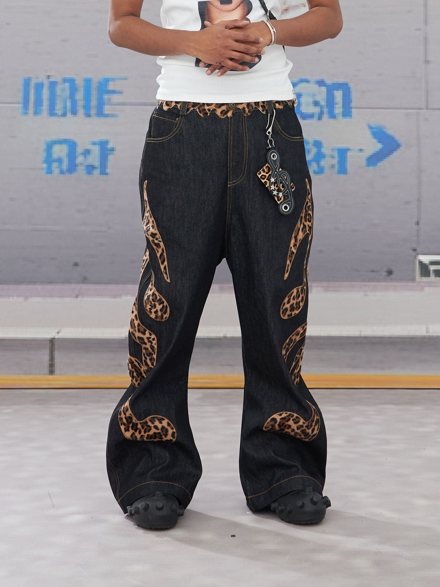 DND4DES Leopard Music Note Patch Baggy Jeans