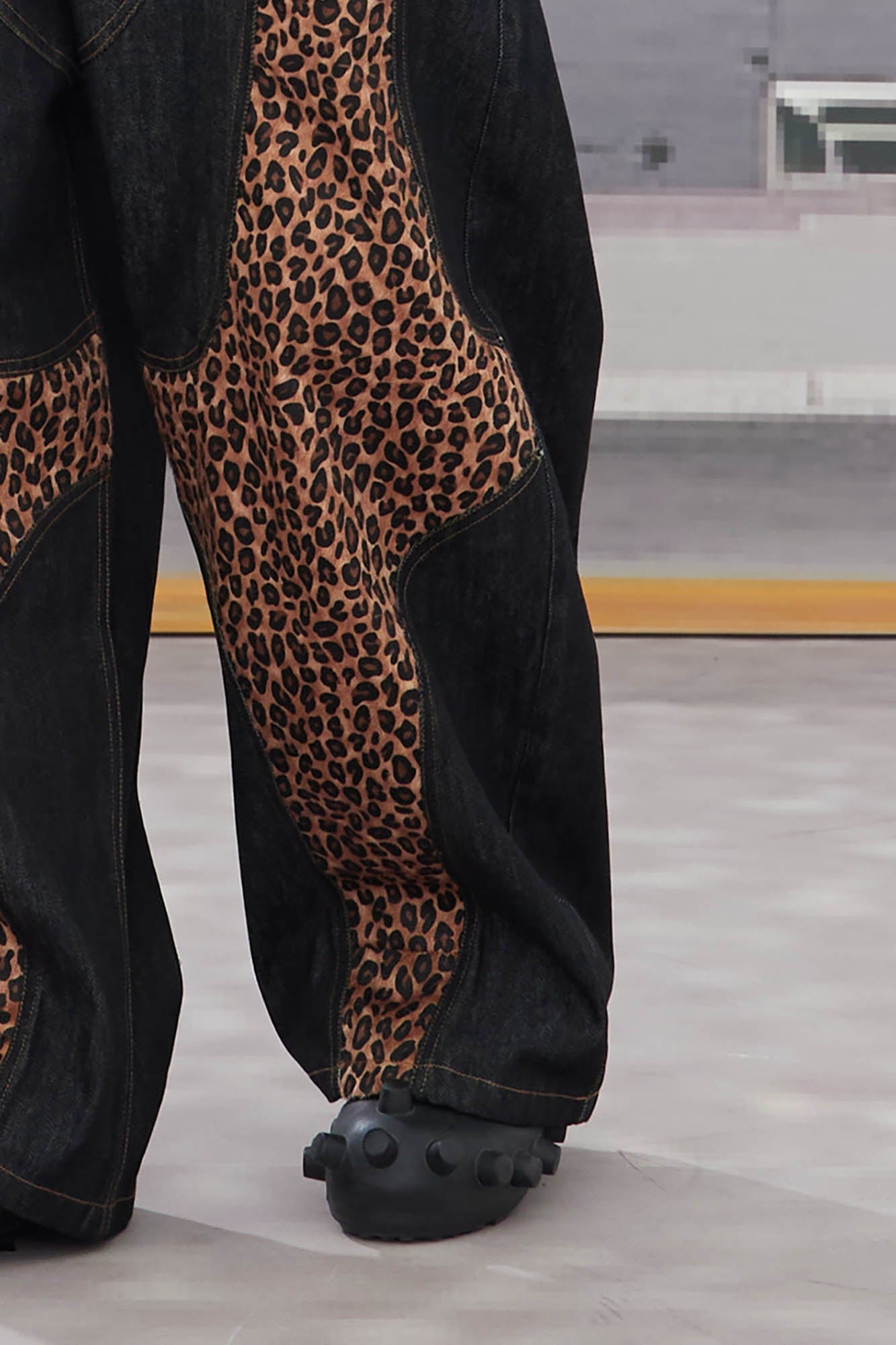 DND4DES Leopard-Paneled Curved Baggy Jeans