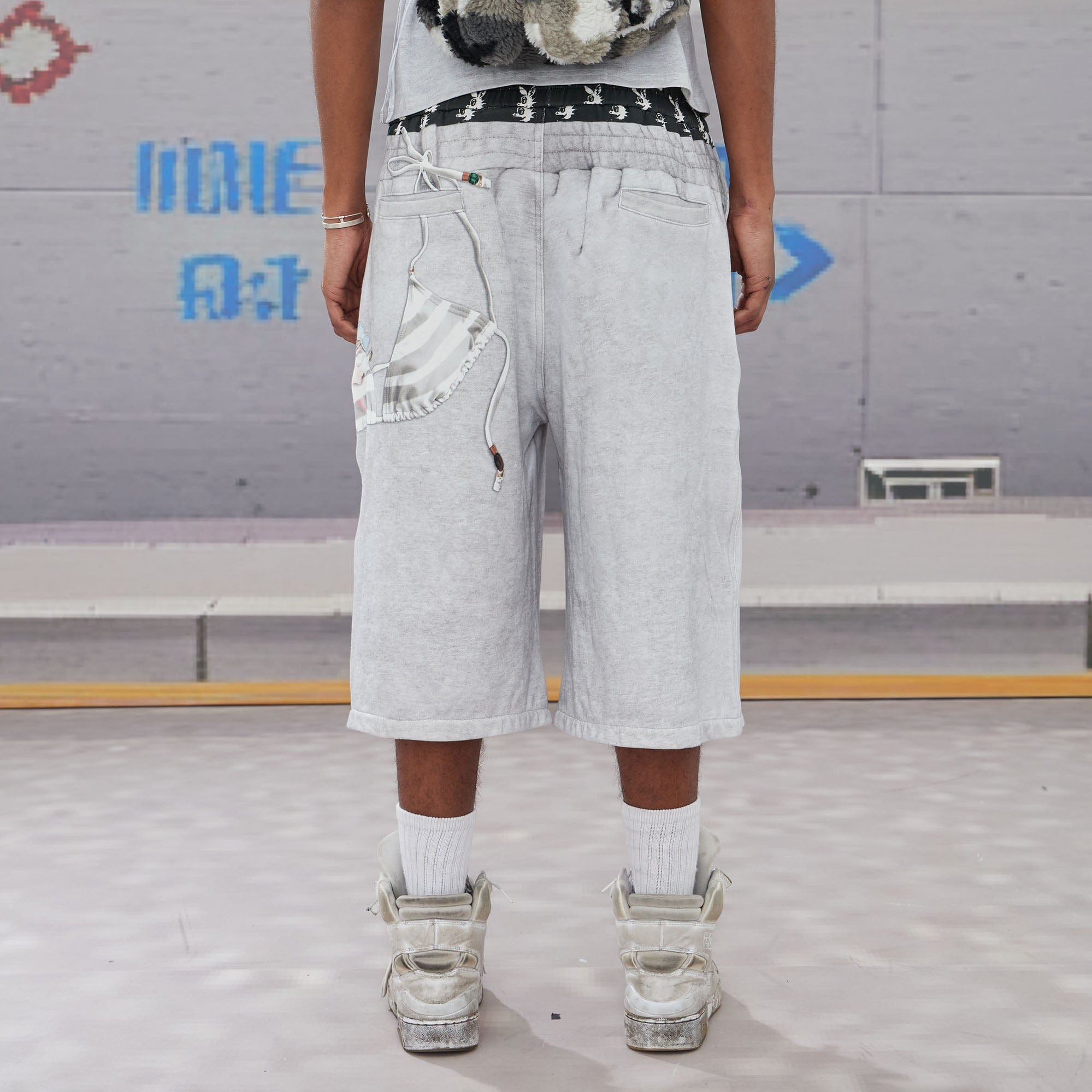 DND4DES Keychain Double-Waist Graphics Shorts