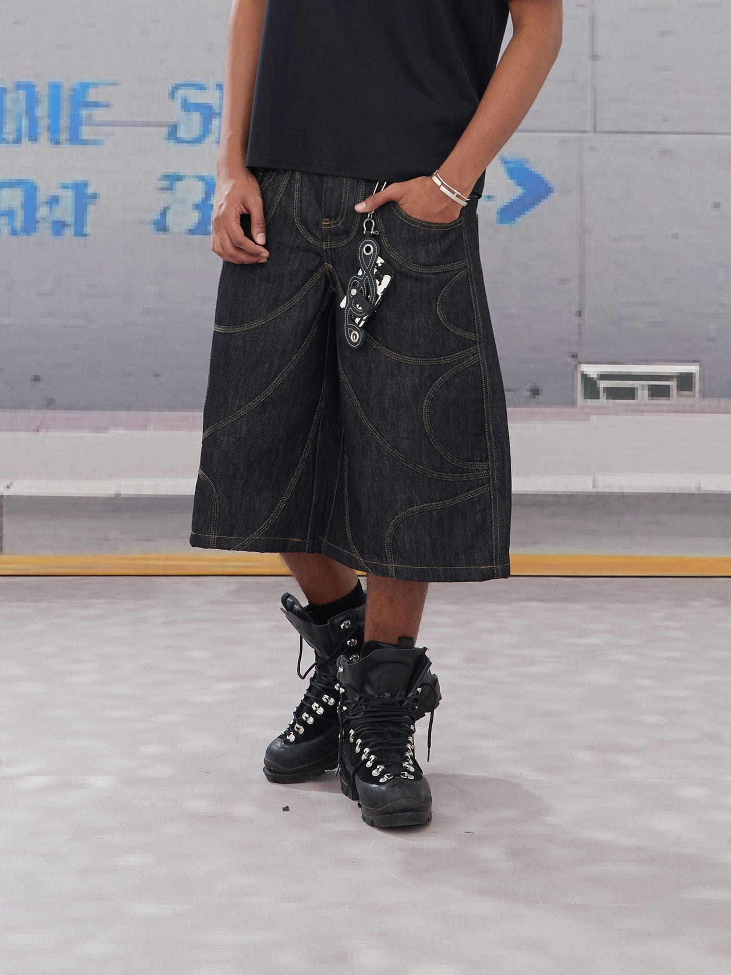DND4DES Batwing Spliced Double-Waistband Raw Denim Shorts