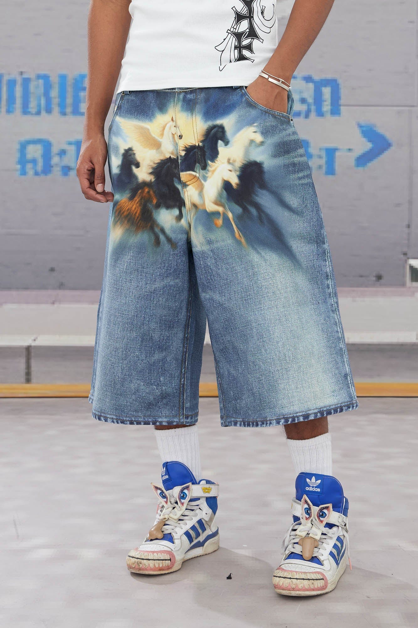DND4DES Horse Graphics Washed Bermuda Denim Shorts