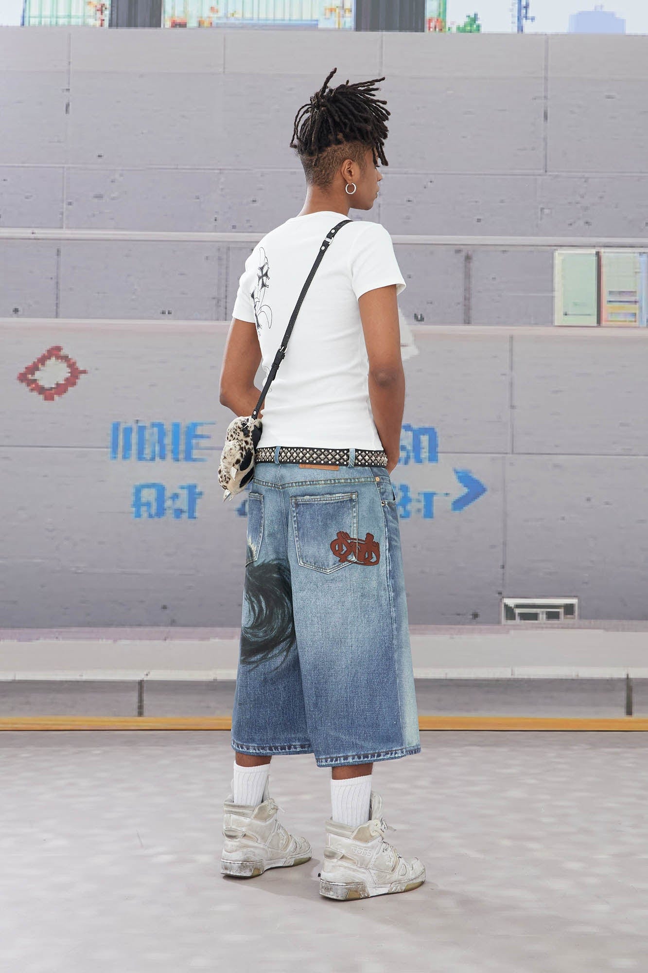 DND4DES Horse Graphics Washed Bermuda Denim Shorts