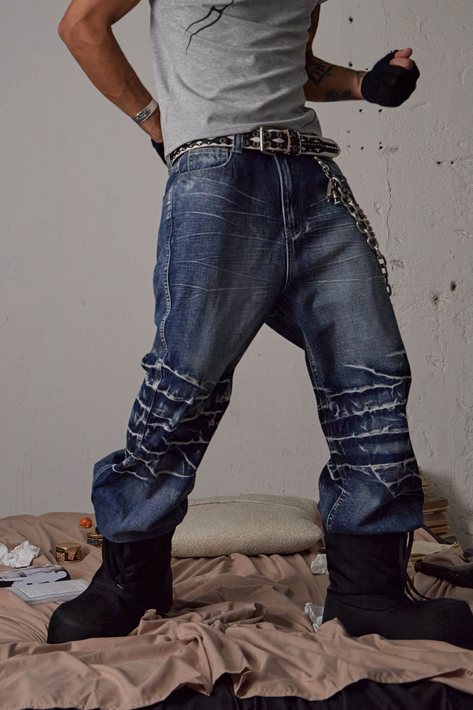 DND4DES Lightning-Creased Flared Jeans Blue