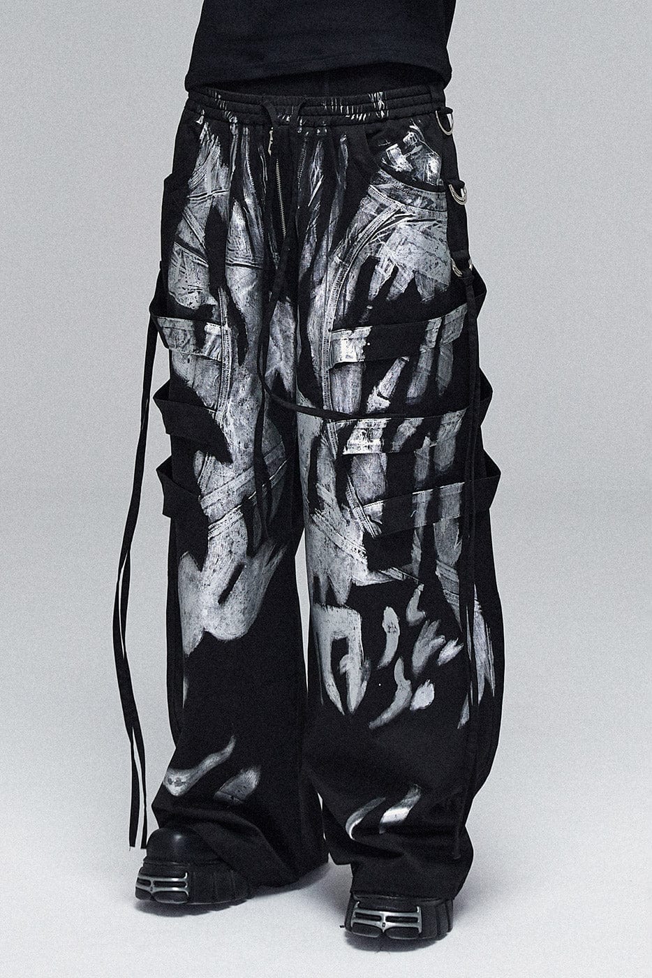 DND4DES Multi-Layered Striped Graffiti Cargo Pants