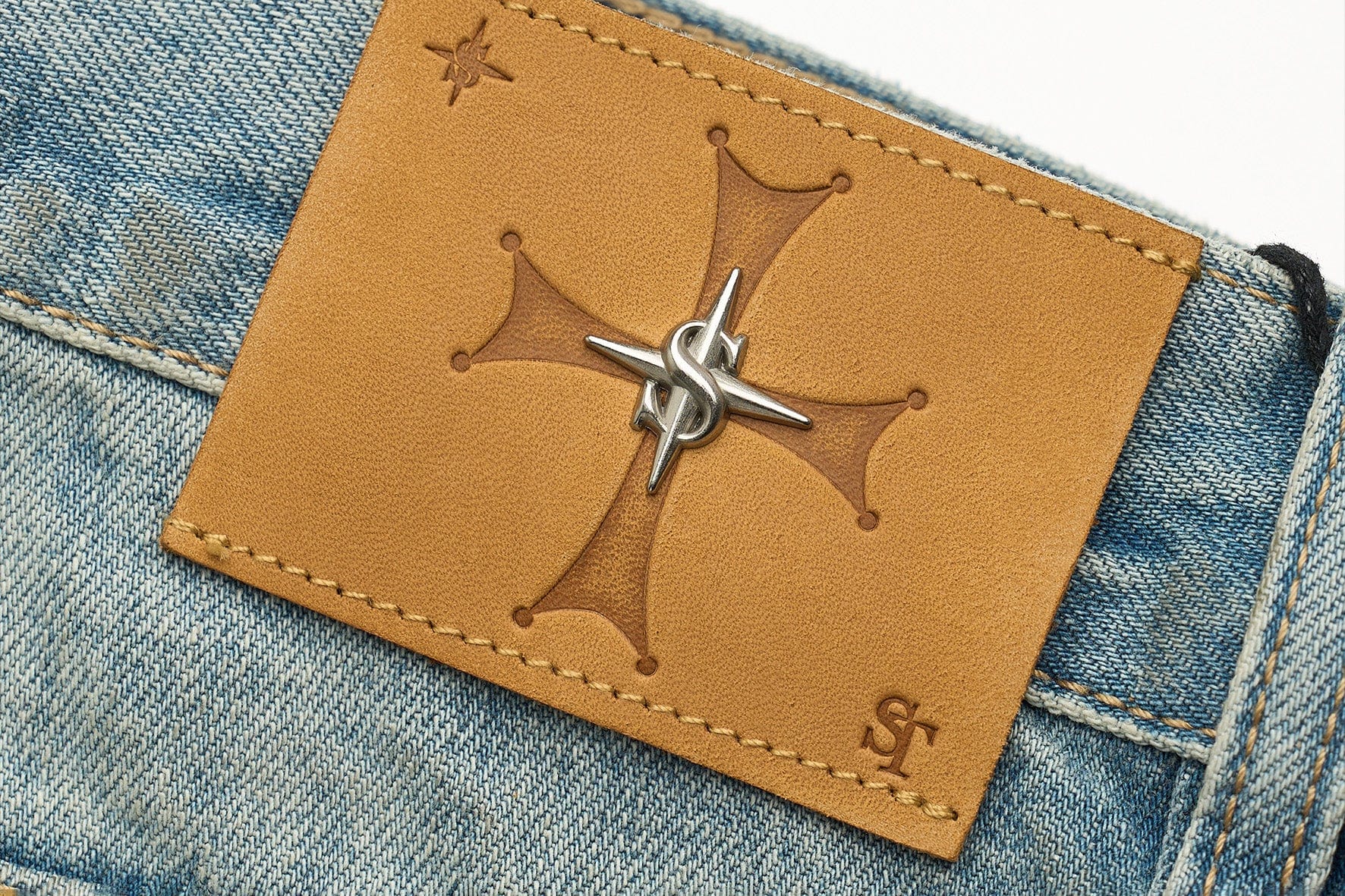 STEEPC Dirty Fit Distressed Flared Jeans