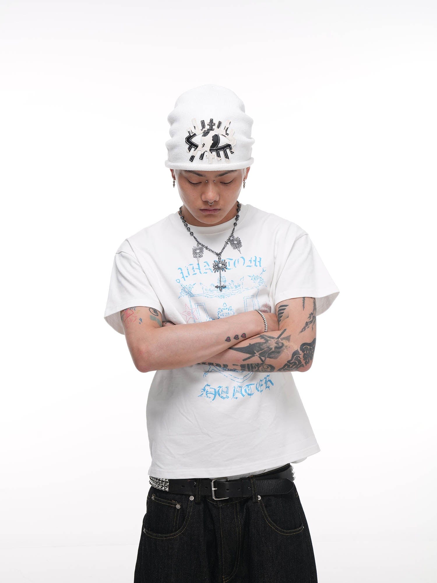 PHANTOMHUNTER Embroidery Eye Patchwork Beanie