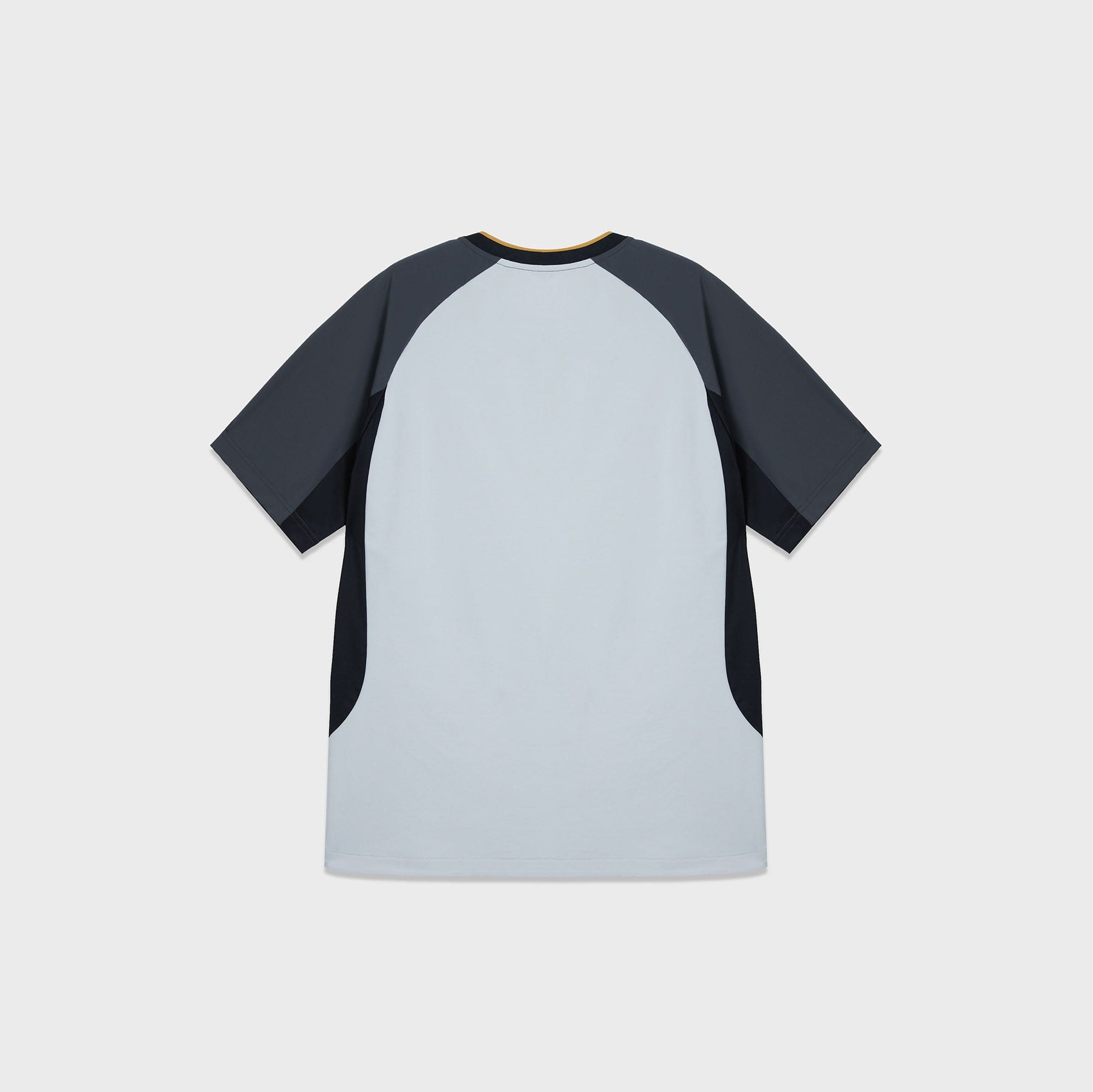 UMAMIISM Contrast Half-Zip Quick-Dry T-Shirt