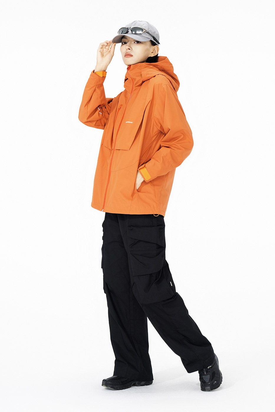 ENSHADOWER Big Pockets Crinkled Oversized Cargo Pants