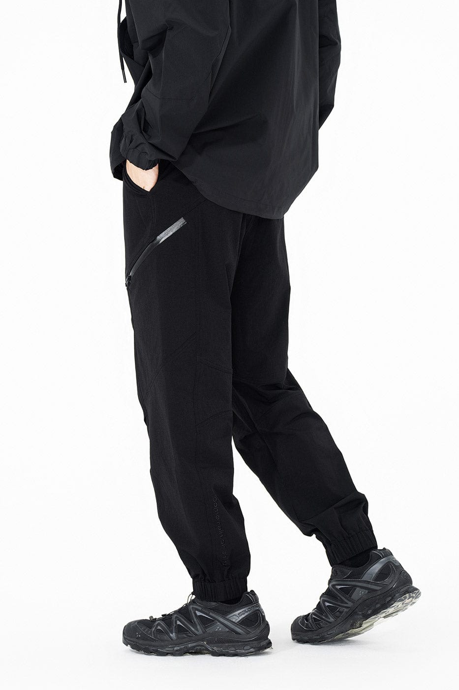 ENSHADOWER Crinkled & Pleated Zipper Jogger
