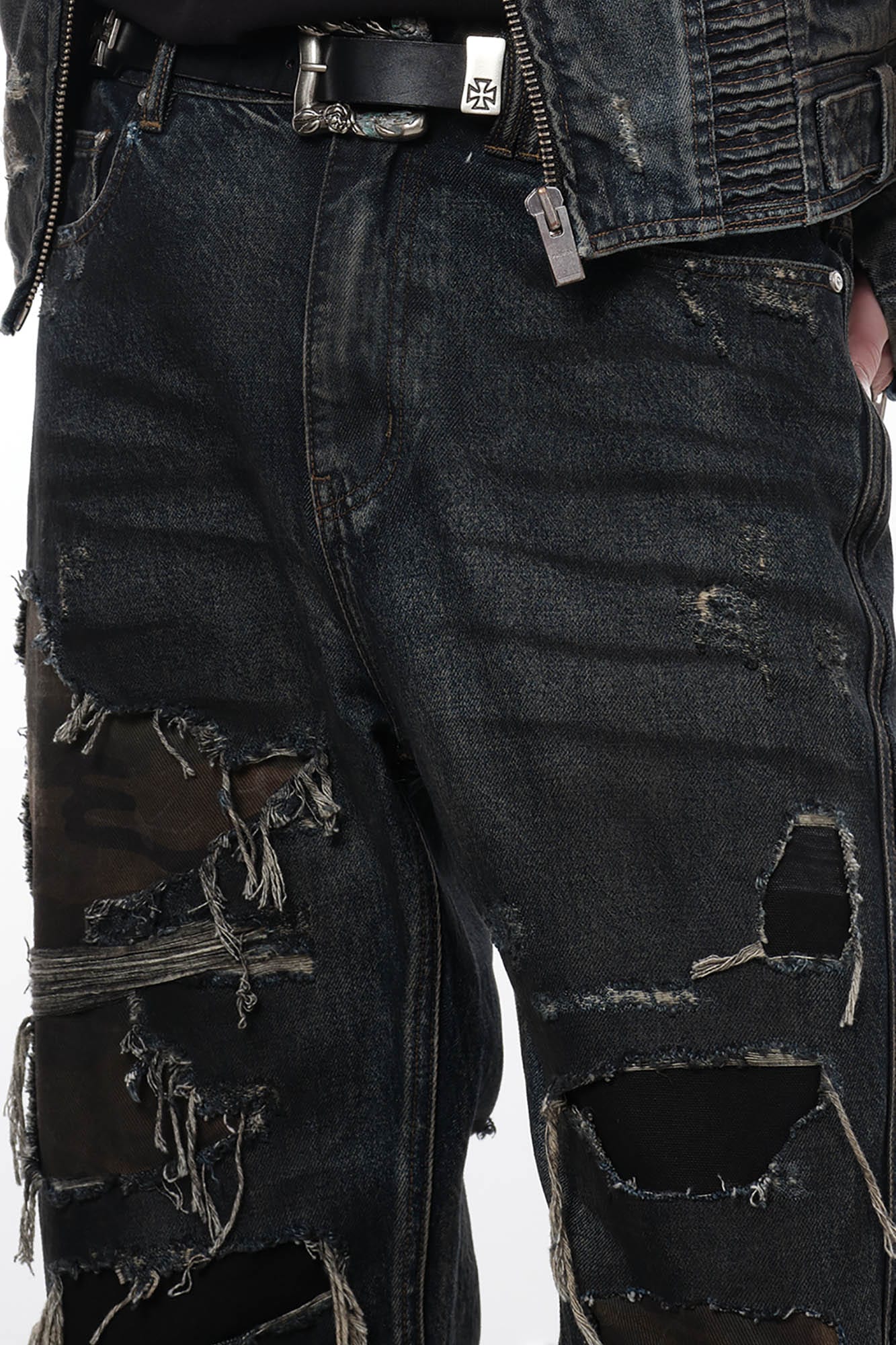FACEONLAB Distressed Heavy Ripped Flared Jeans