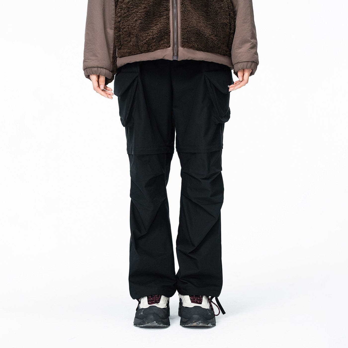 ENSHADOWER Detachable Big Pockets Crinkled Pants