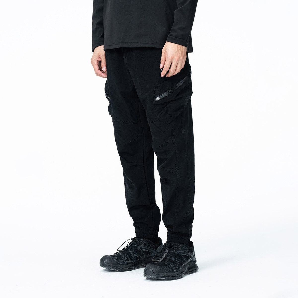 ENSHADOWER Diagonal Zipper Jogger