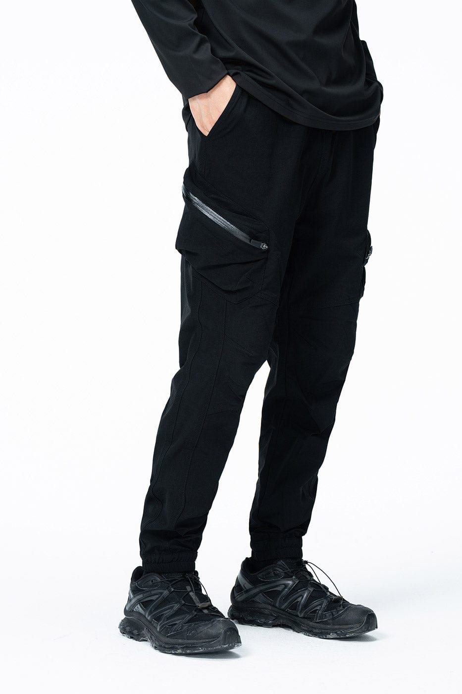 ENSHADOWER Diagonal Zipper Jogger