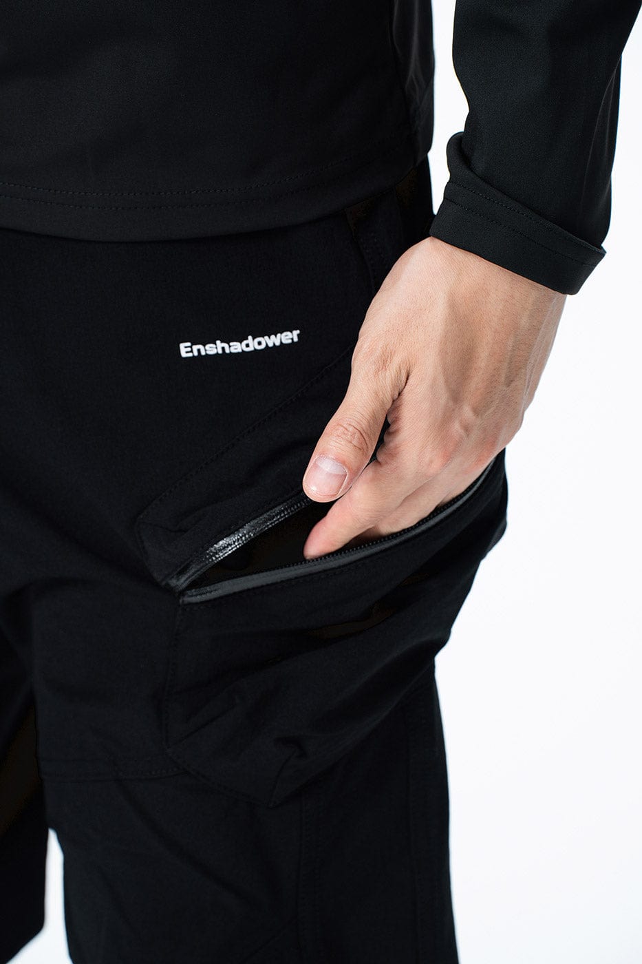 ENSHADOWER Diagonal Zipper Jogger