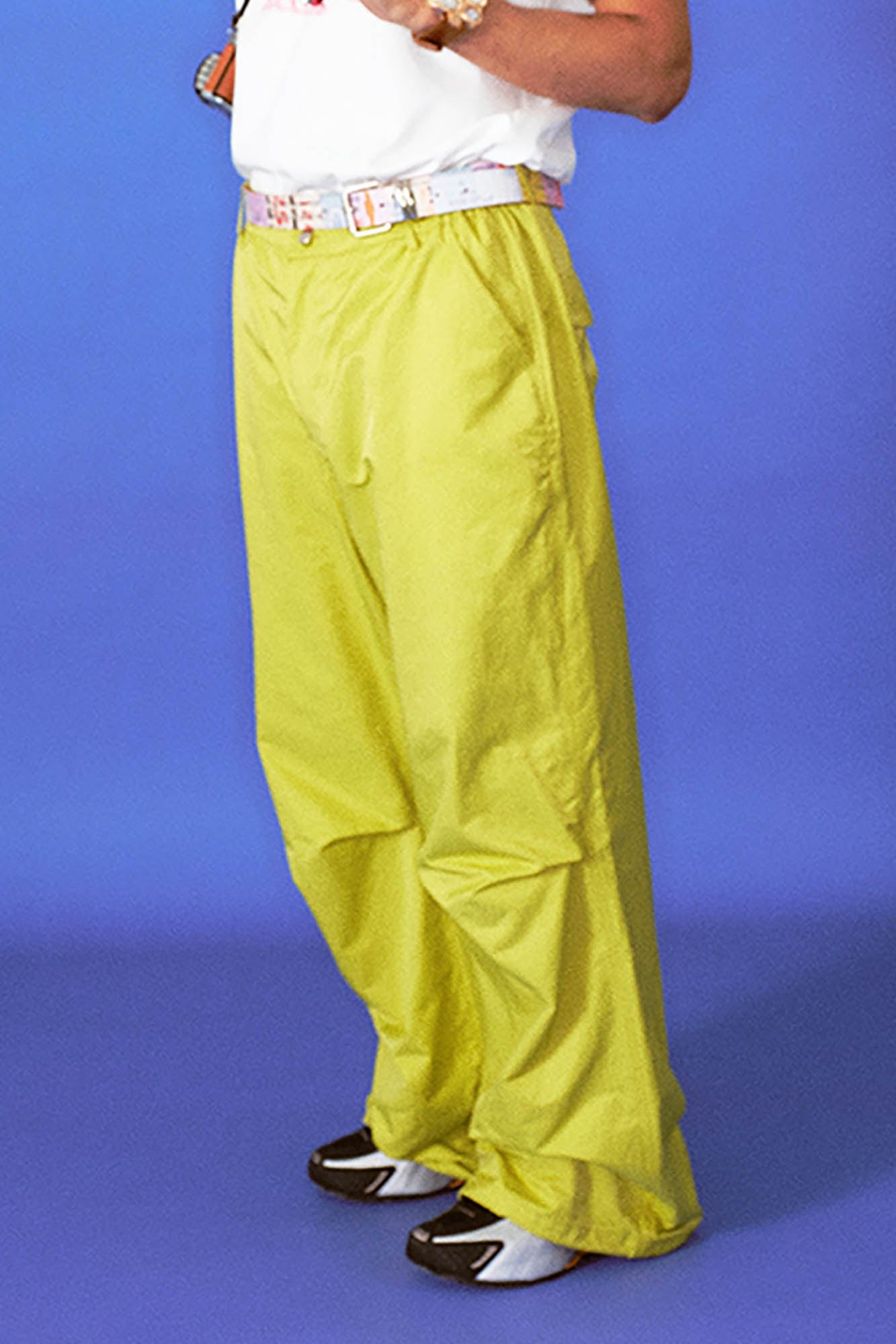 TRECLUB Drawcord Hem Wide-Leg Parachute Pants
