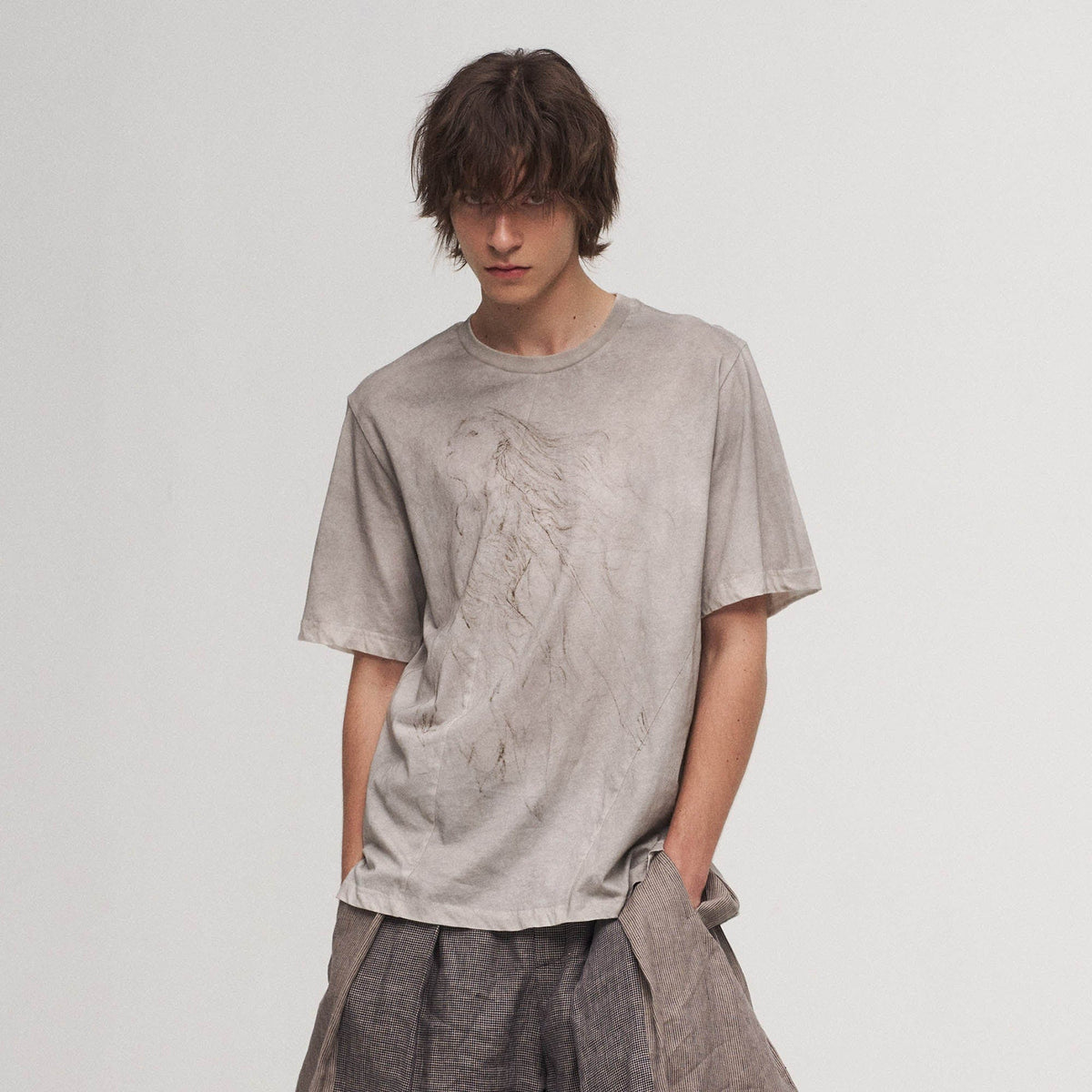 ILNya Nieternite Nifutur Siren Deconstructed Distressed T-Shirt