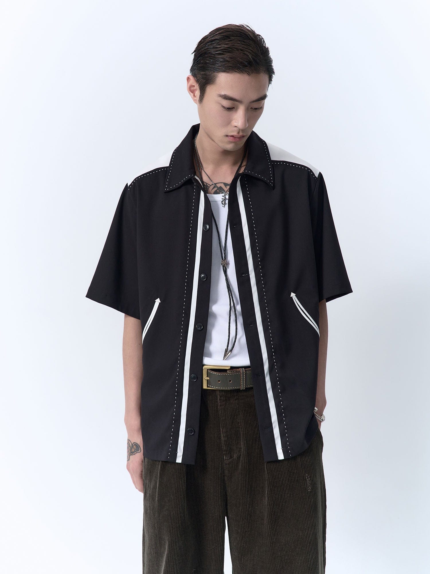 IN EXISTENCE Contrast-Panel Stitch Half Shirt