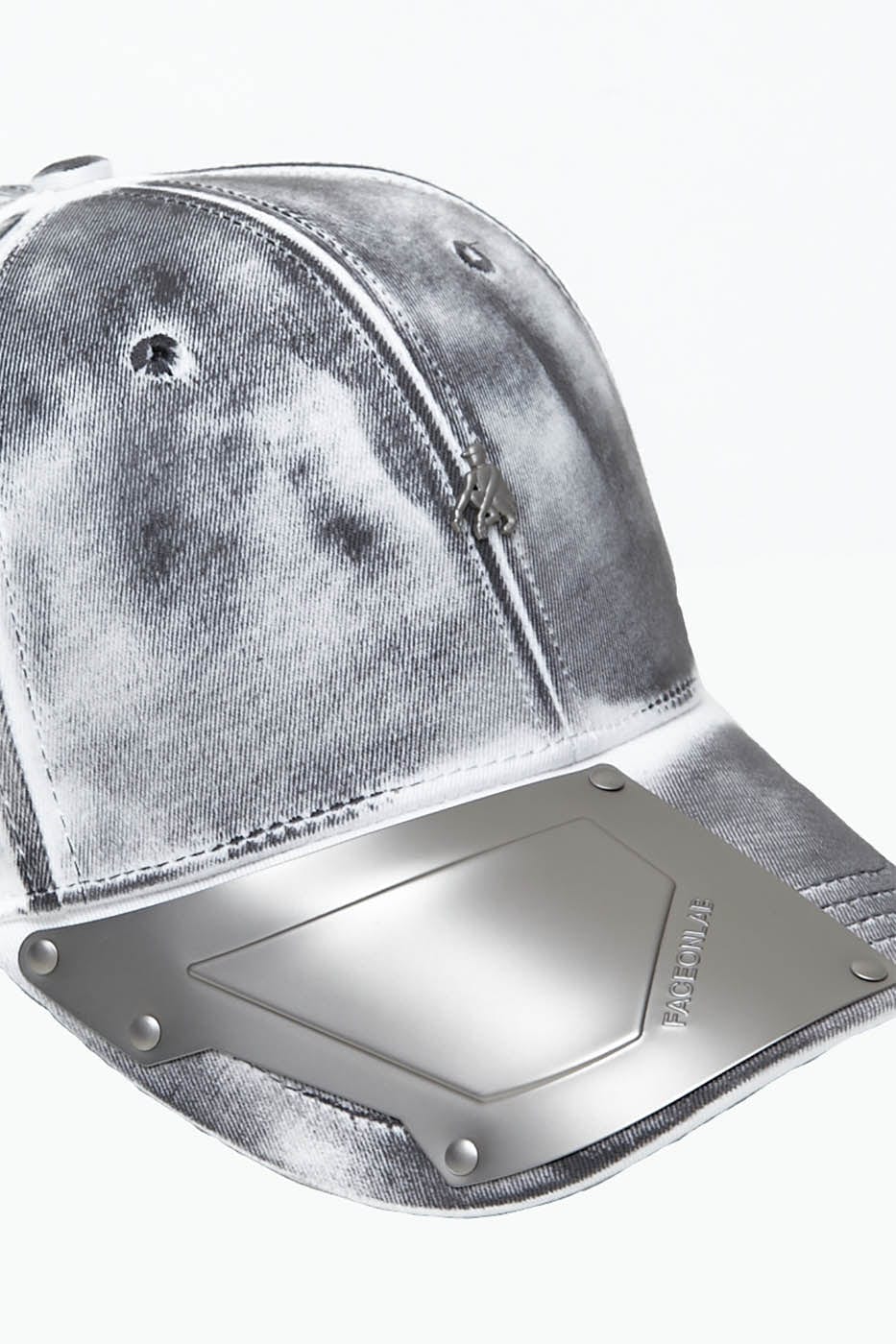 FACEONLAB Metal Plate LOGO Cap Grey
