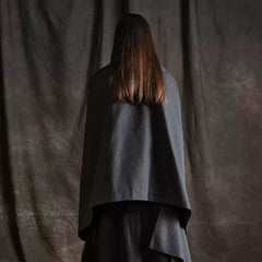 ILNya Nieternite Nifutur Mini Houndstooth Peak Lapel Slit Cape Coat