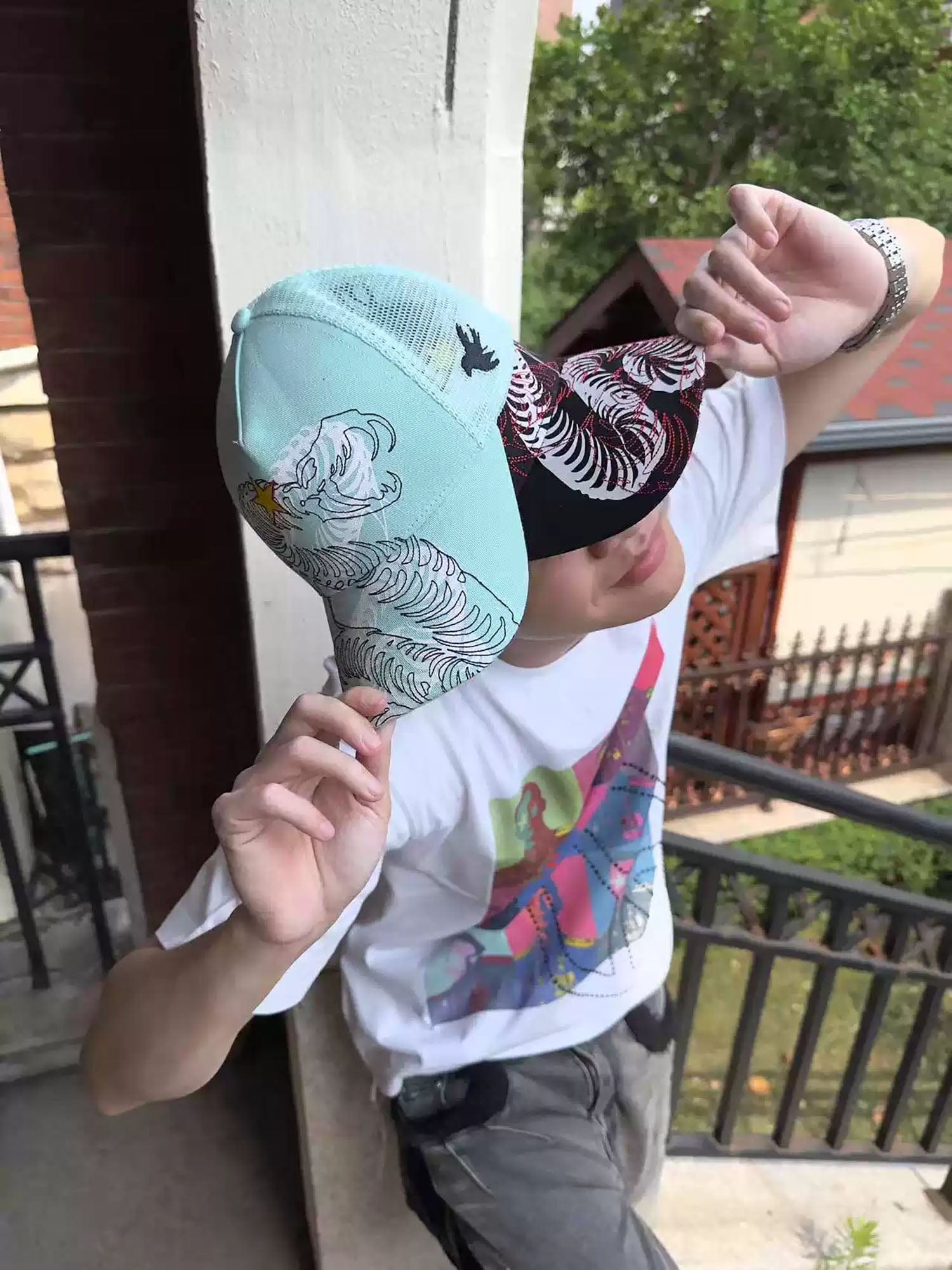 VINKID Twin Serpent Star Mesh Cap