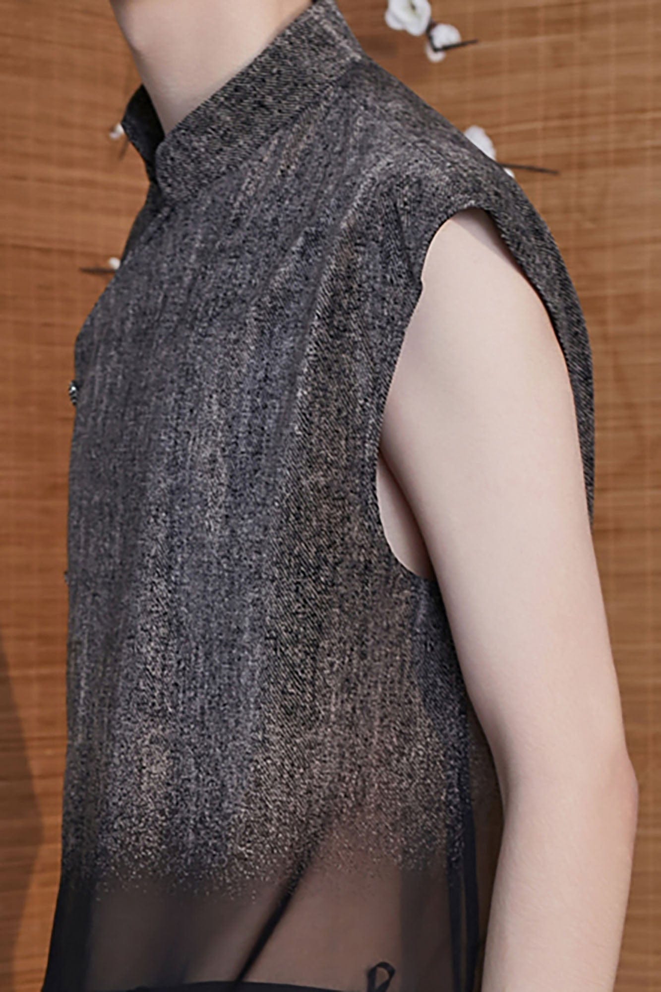 JIECHI Gradient Sheer Split-Hem Vest