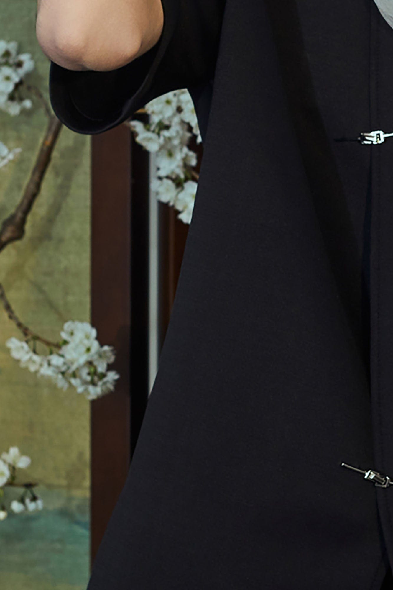 JIECHI Crinkled Tulle Layered Mandarin Collar Half Shirt
