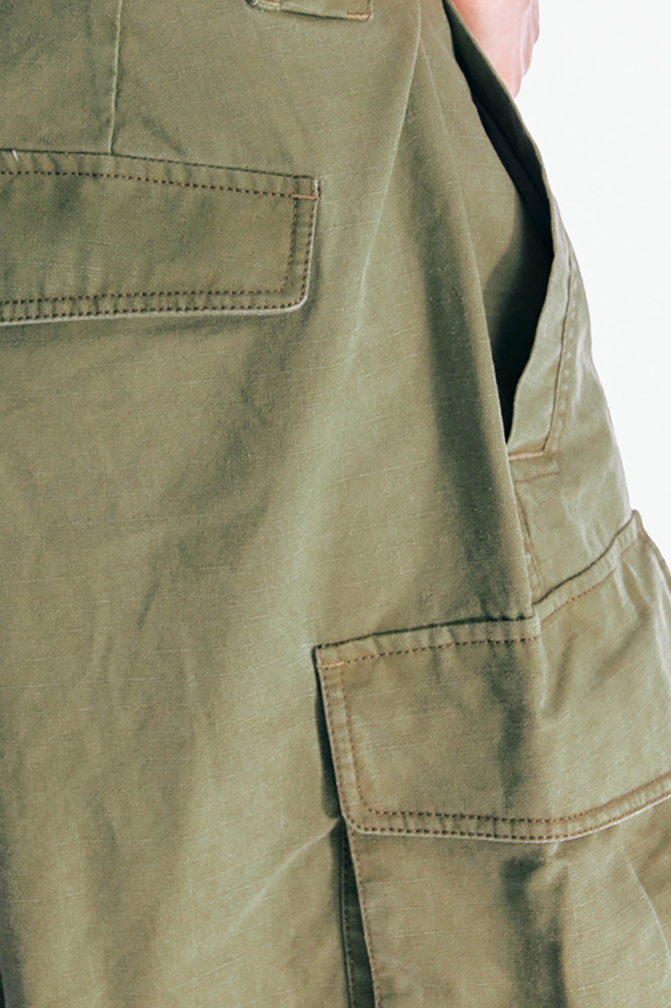1997 POSTOFFICE Flare Hem Cargo Shorts
