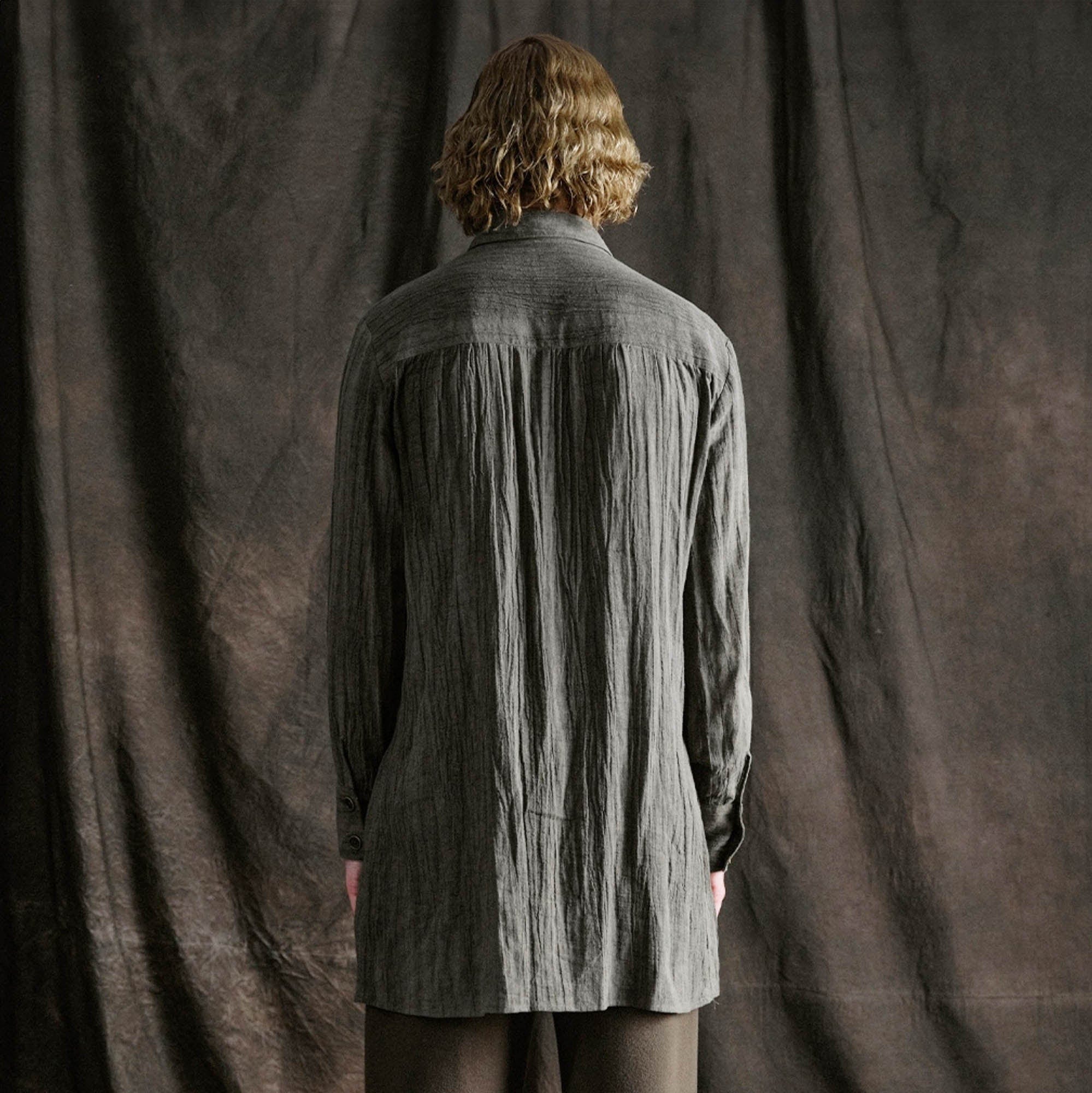 ILNya Nieternite Nifutur Crinkled Layered-Vest Long Shirt