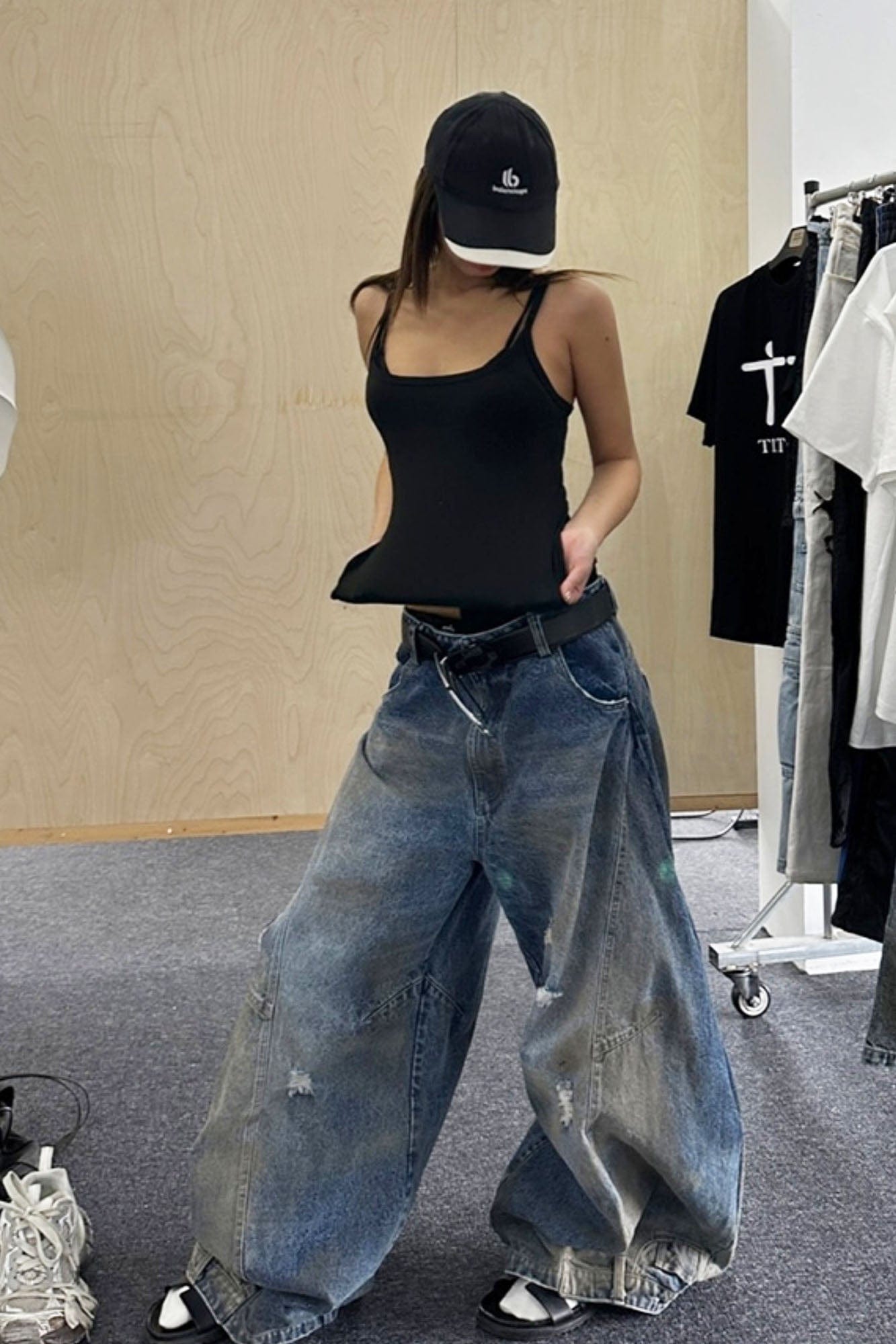 TRIANGLE PROJECT Distressed Dirty-Washed Oversized Jeans