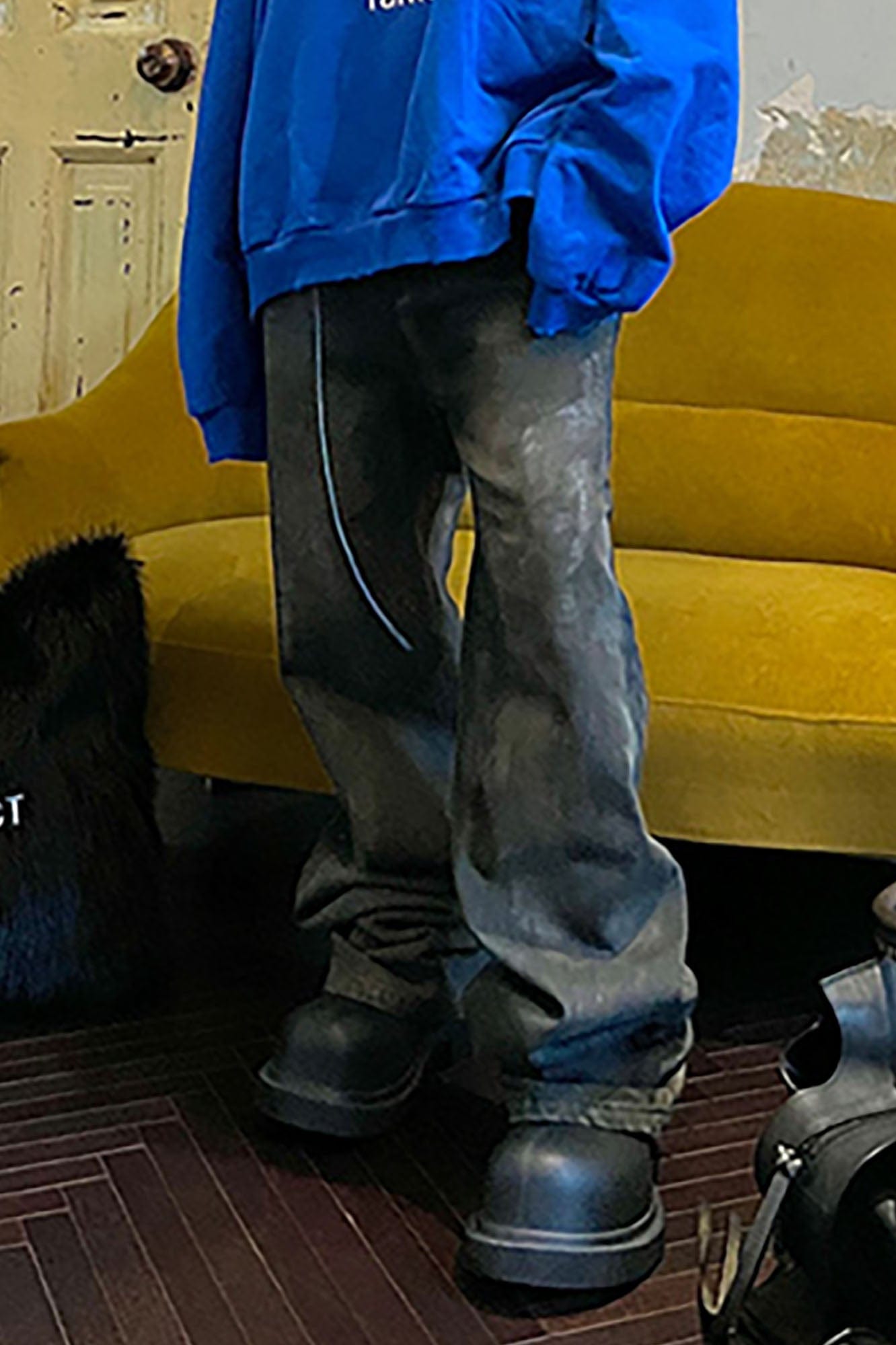 TRIANGLE PROJECT Dirty-Washed Paint-Splattered Straight-Leg Denim Pants