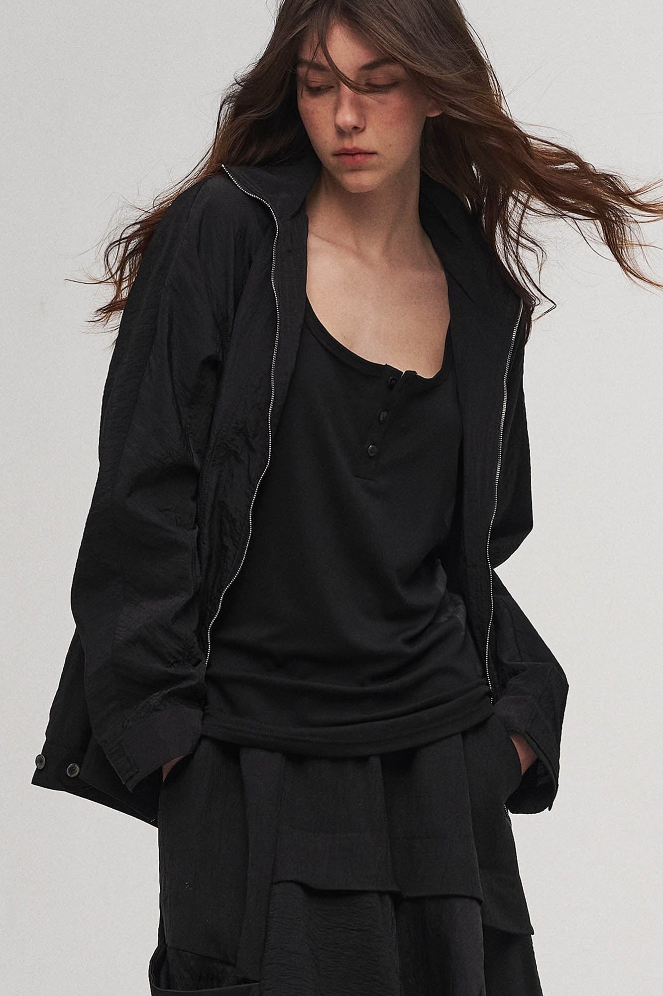 ILNya Nieternite Nifutur Crinkled Hooded Dual-Zipper Jacket