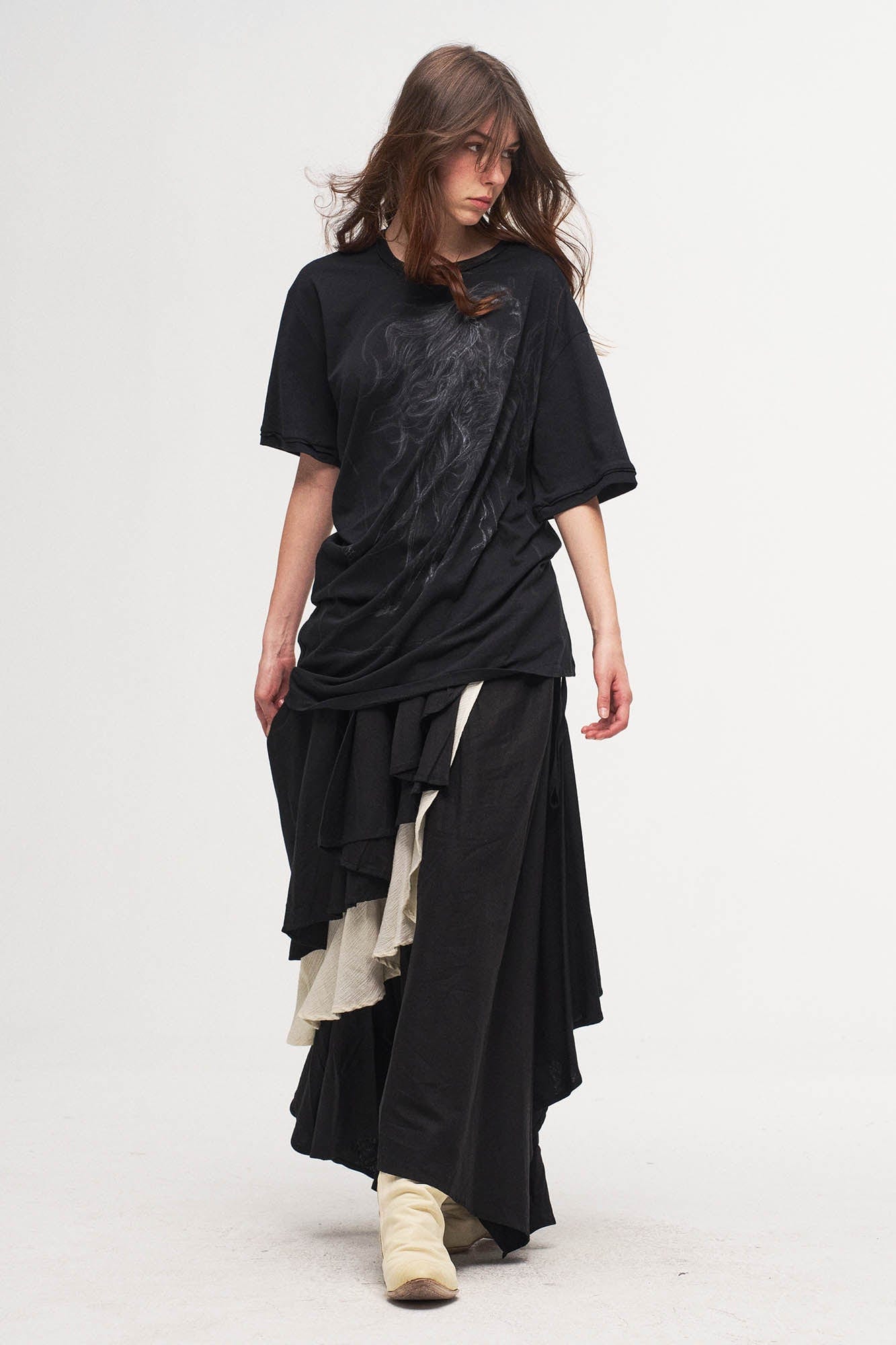 ILNya Nieternite Nifutur Siren Raw-Edge T-Shirt
