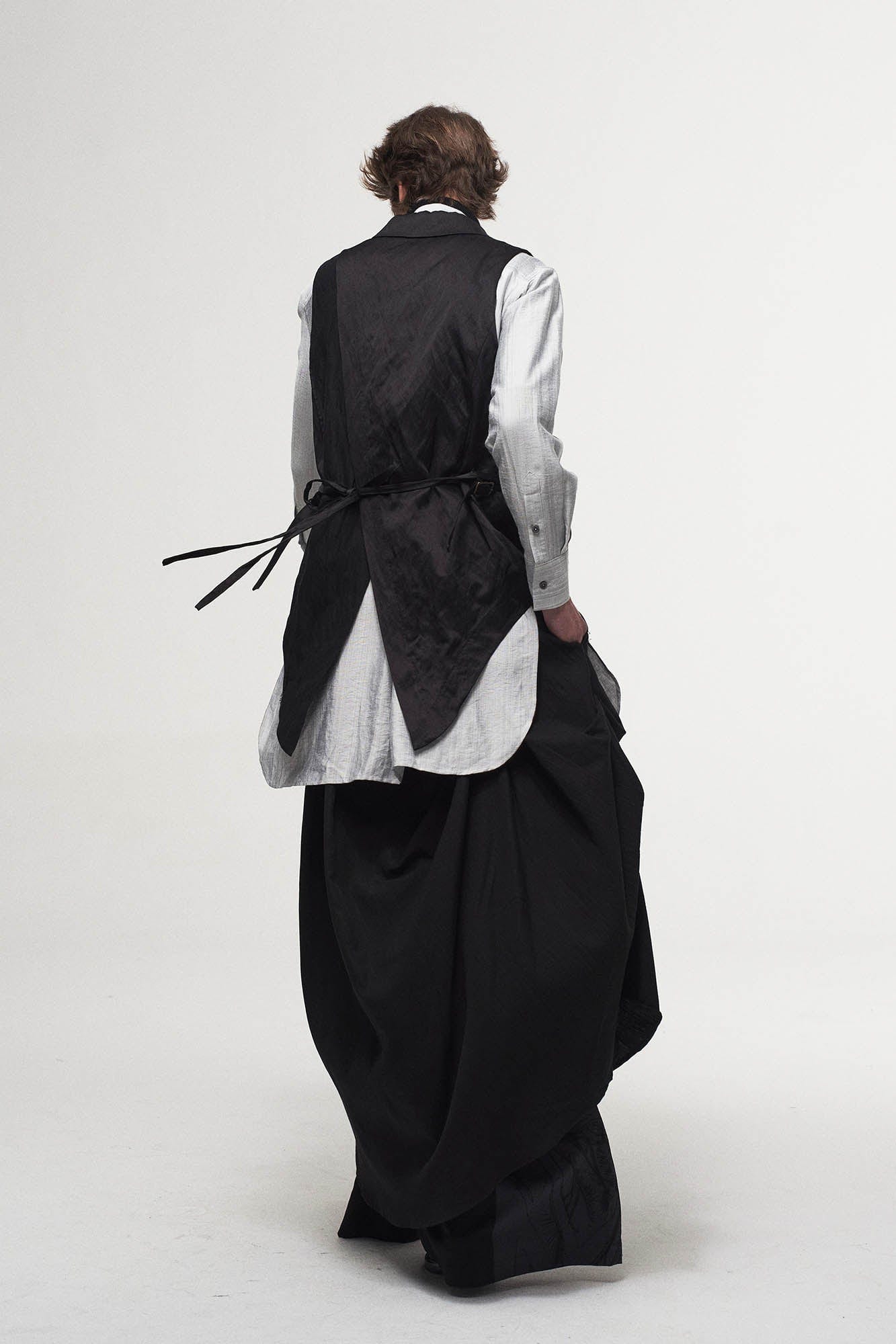 ILNya Nieternite Nifutur Asymmetrical Shawl Collar Belted Crinkled Vest