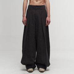 ILNya Nieternite Nifutur Pleated Curved Oversized Pants