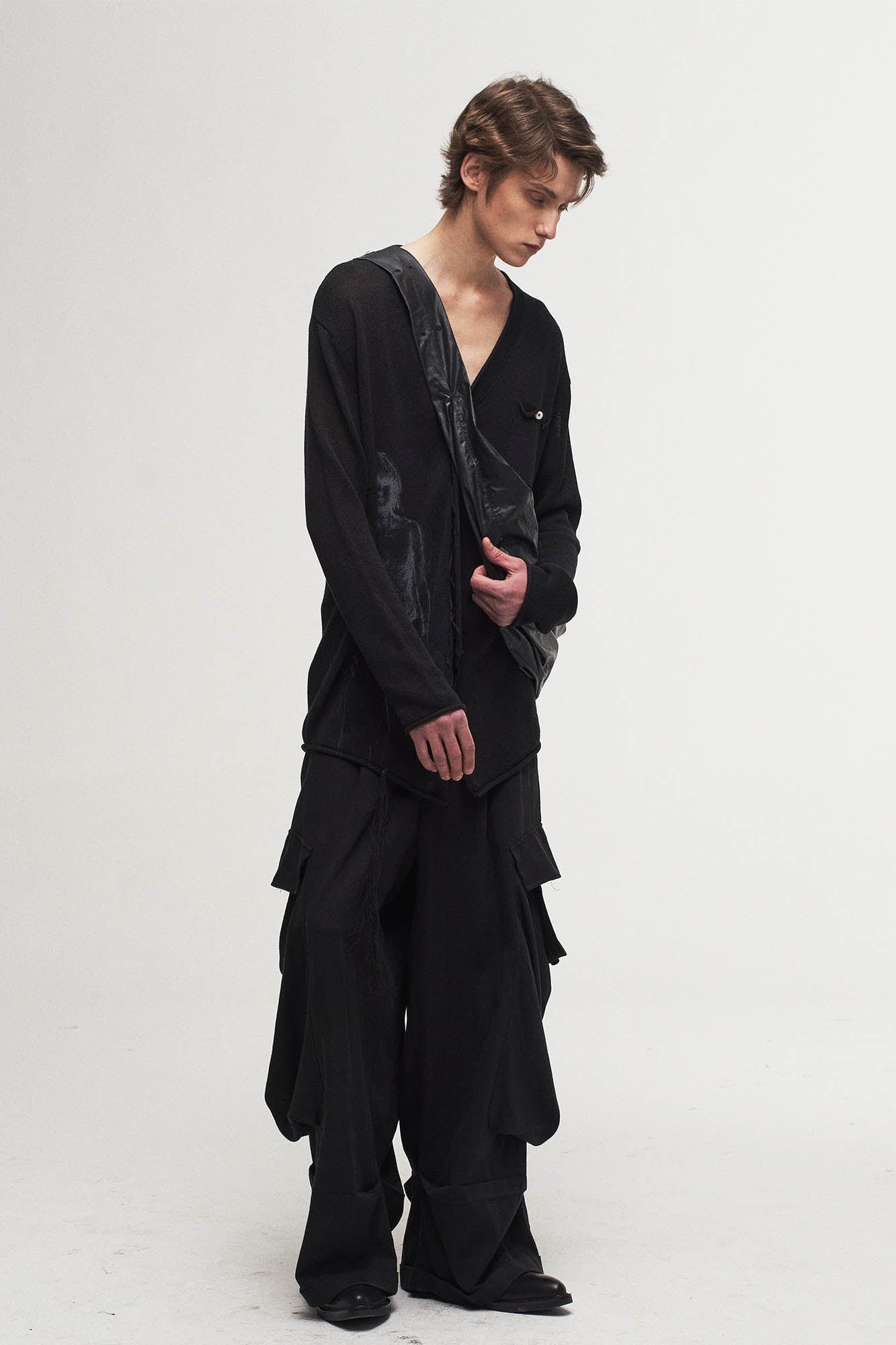 ILNya Nieternite Nifutur Draped Big-Pocket Wide-Leg Cargo Pants