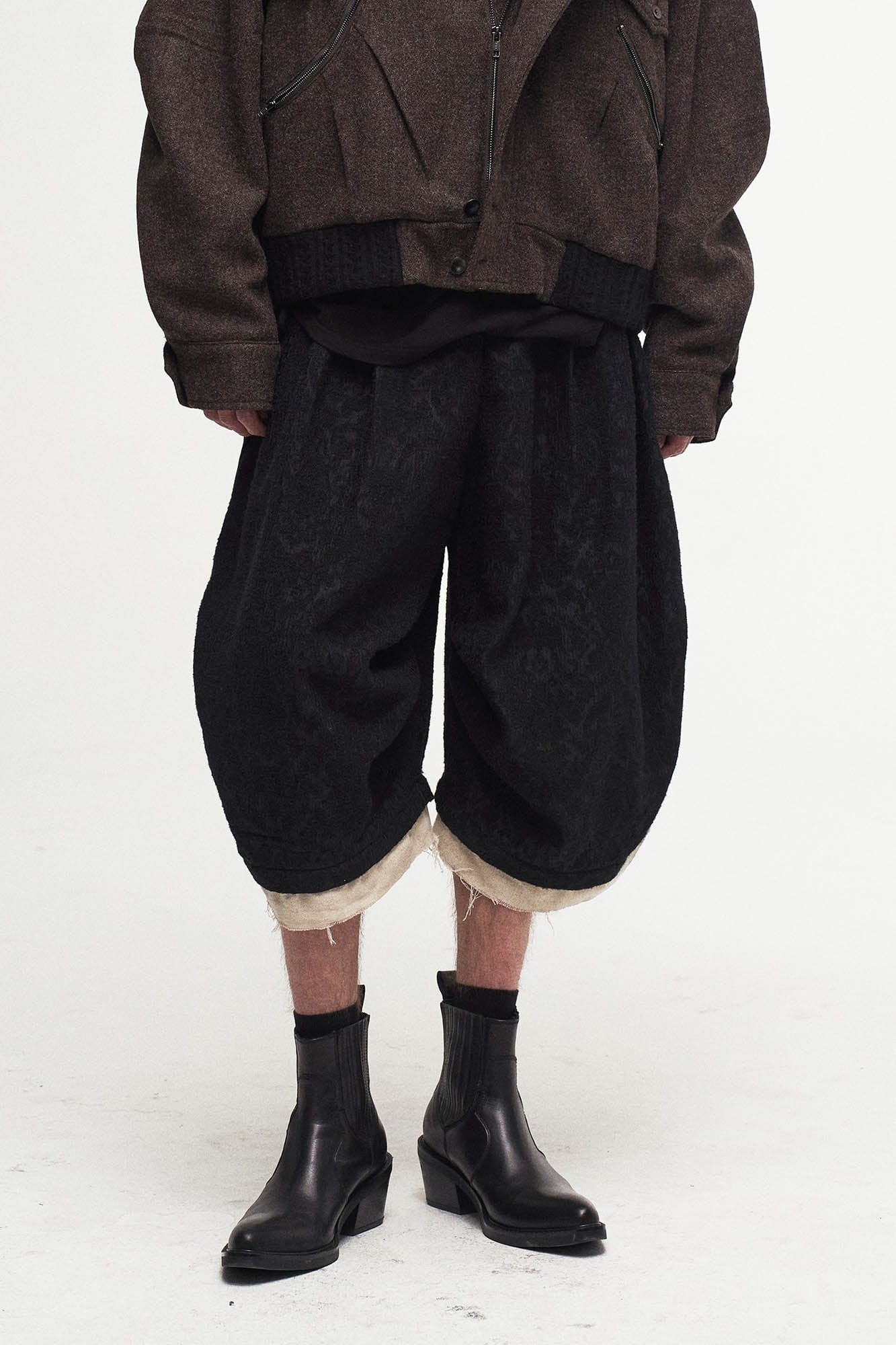 ILNya Nieternite Nifutur Jacquard Layered Raw Edge Balloon Shorts
