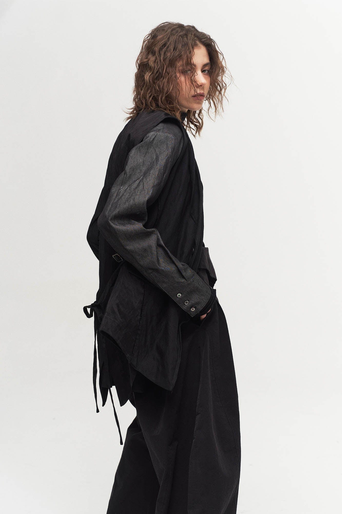 ILNya Nieternite Nifutur Asymmetrical Shawl Collar Belted Crinkled Vest