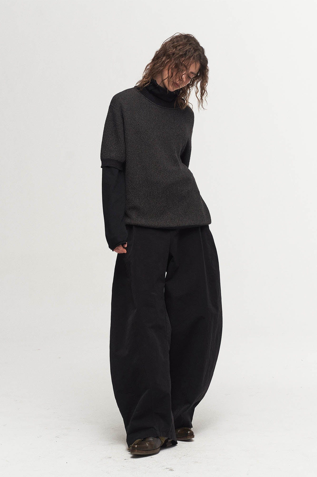 ILNya Nieternite Nifutur Reversible Knit T-Shirt