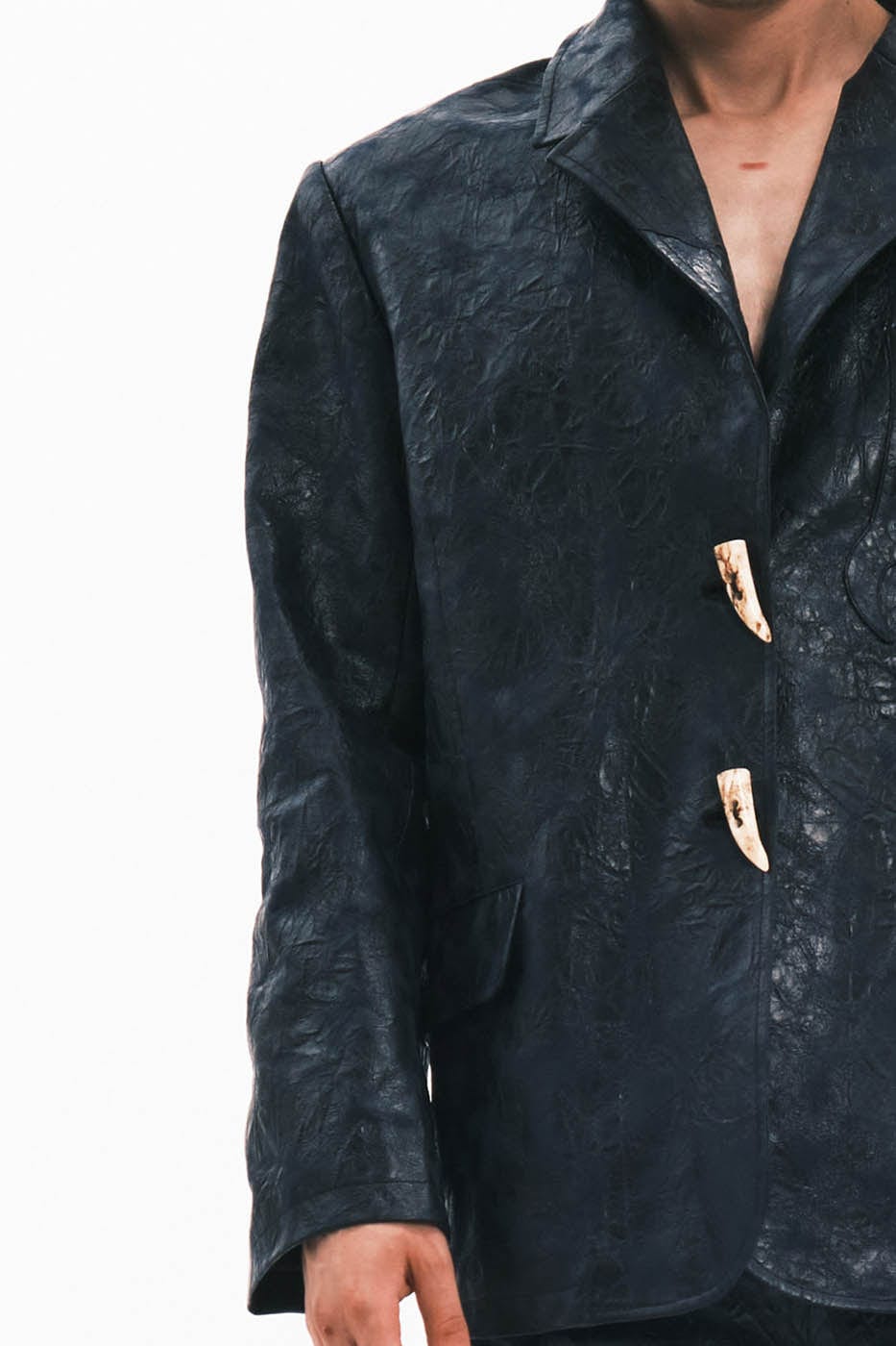EMBRYO Crinkled Textured Faux Leather Blazer